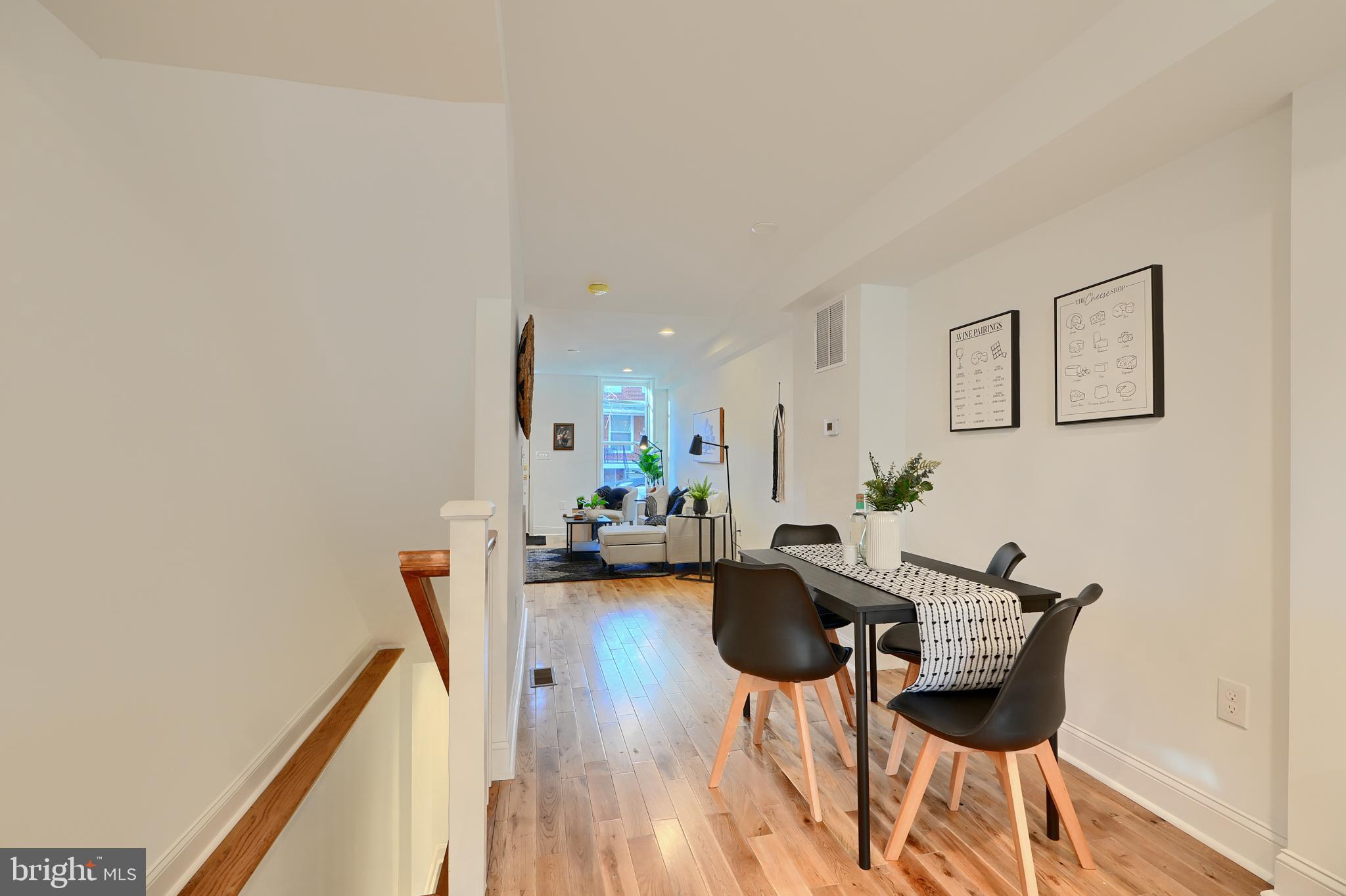 LOCUST POINT - Residential
