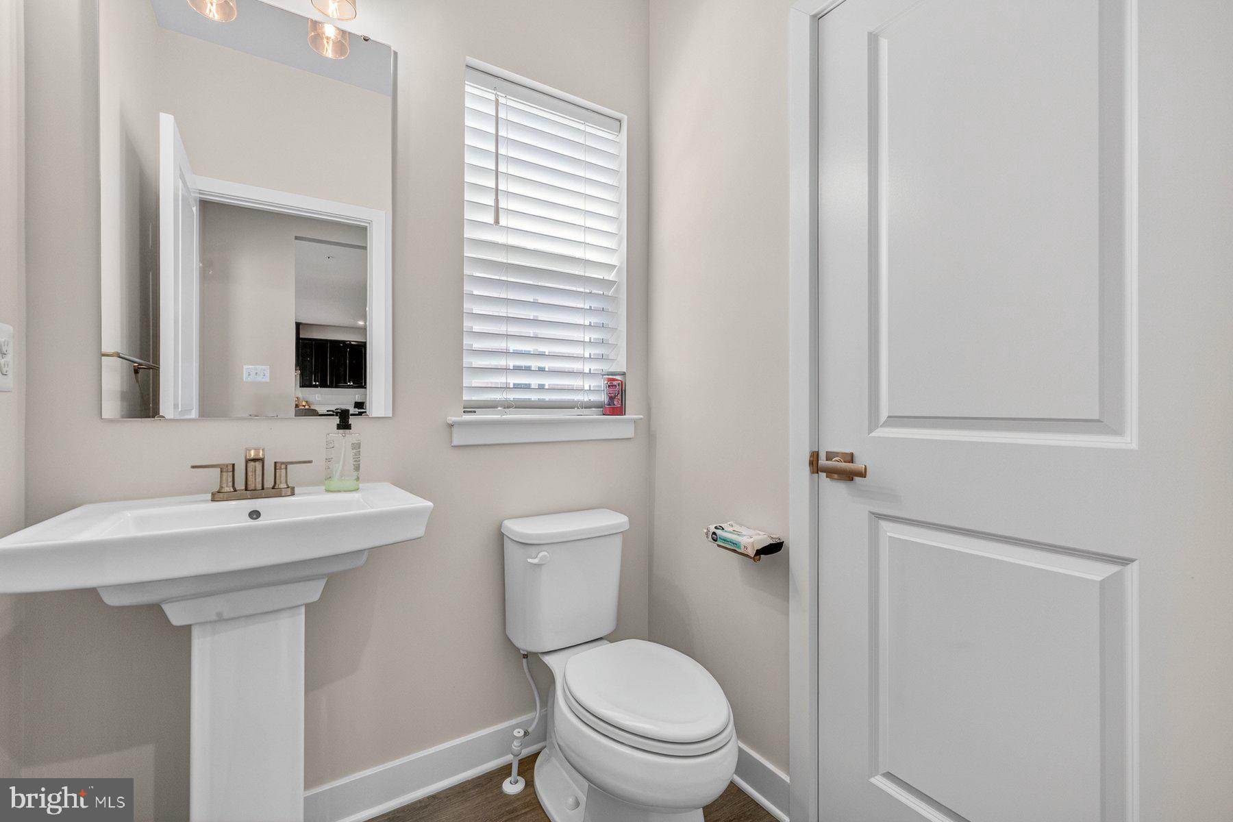 BRENTWOOD - Residential
