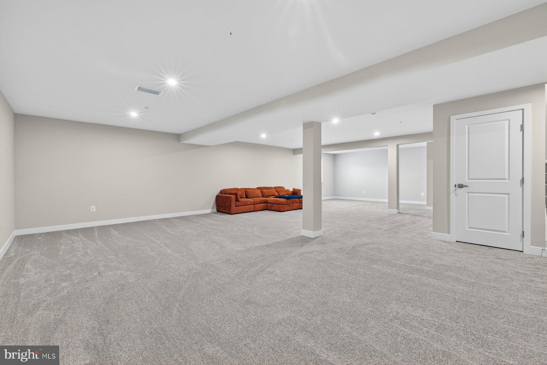 BRENTWOOD - Residential