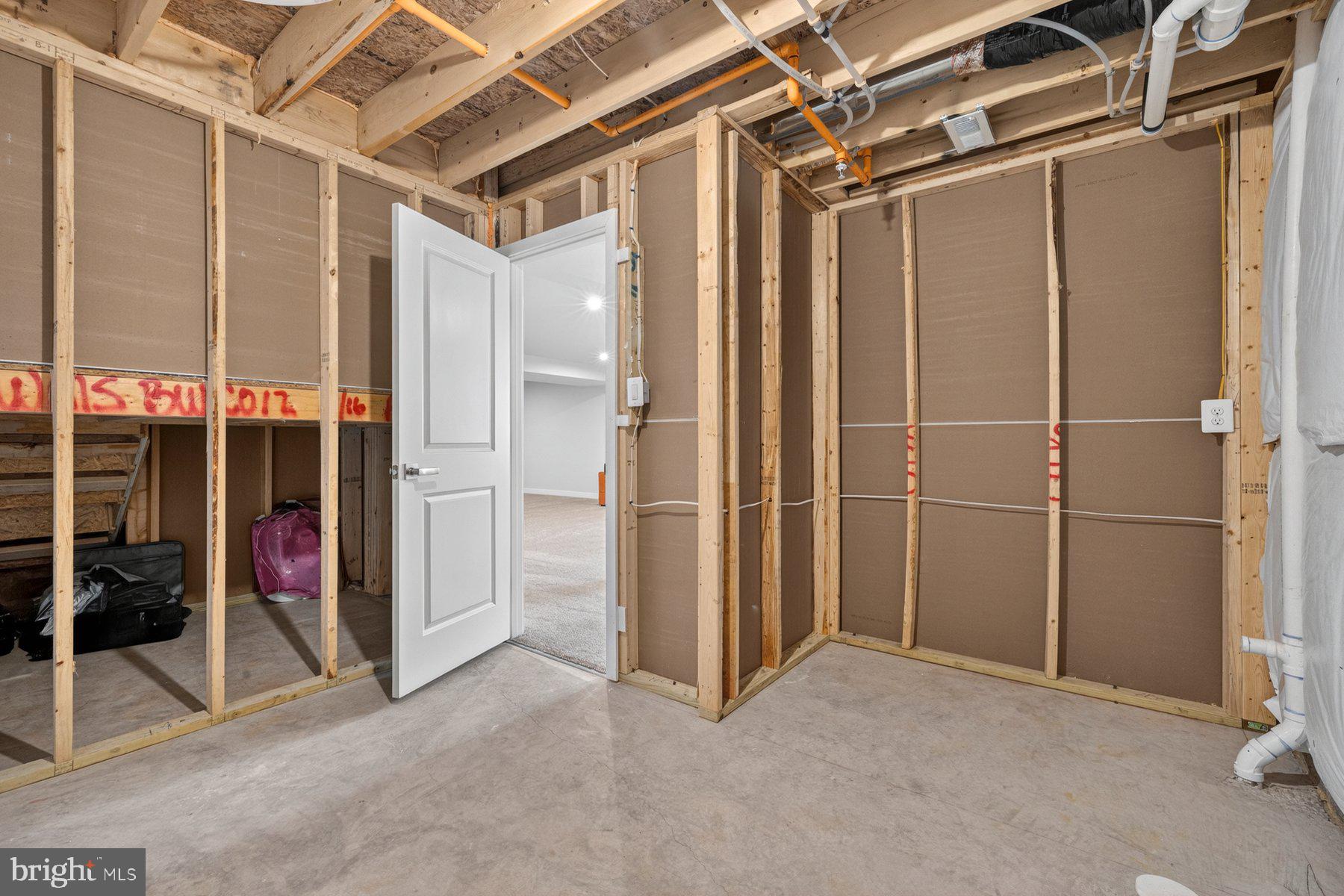 BRENTWOOD - Residential