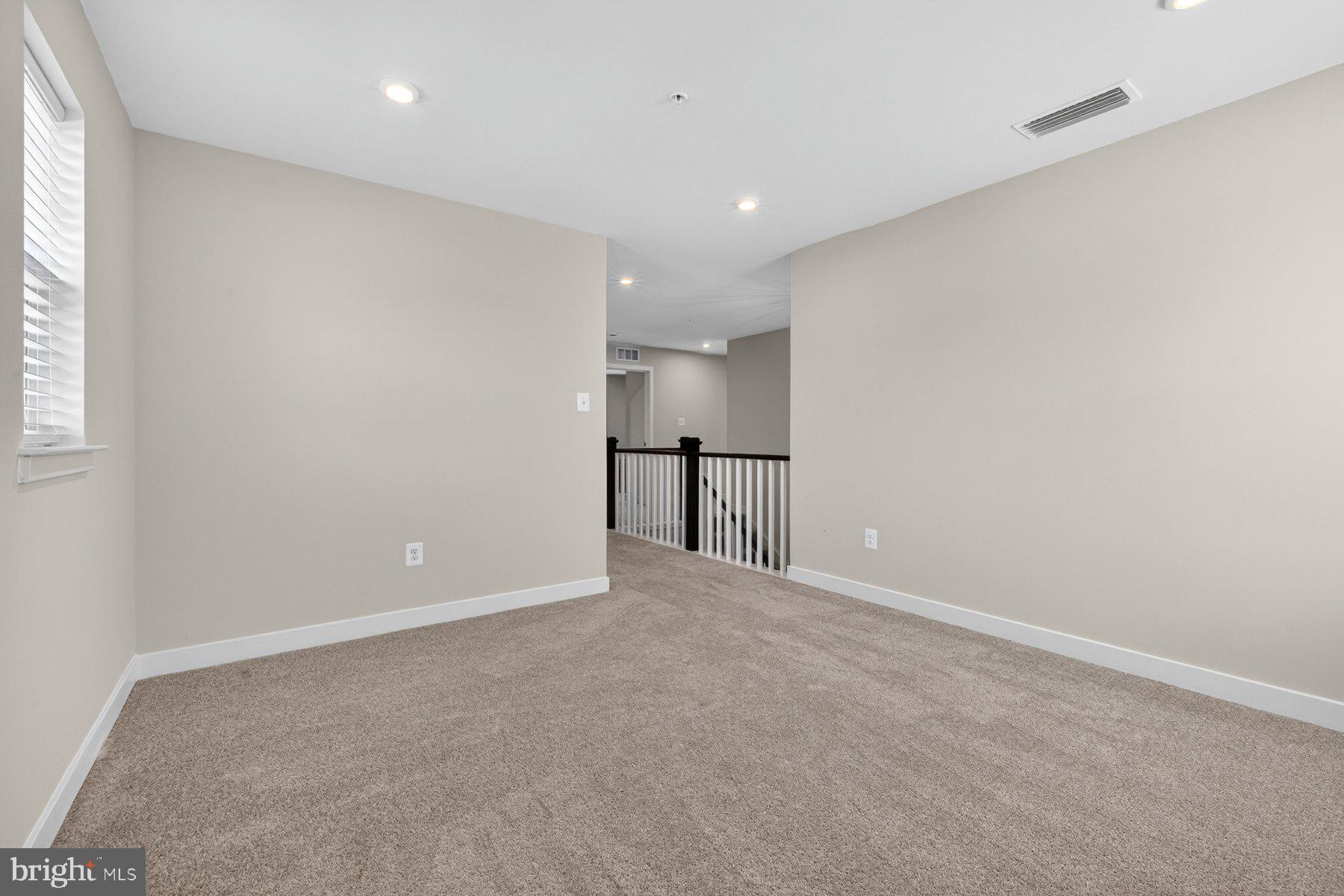 BRENTWOOD - Residential