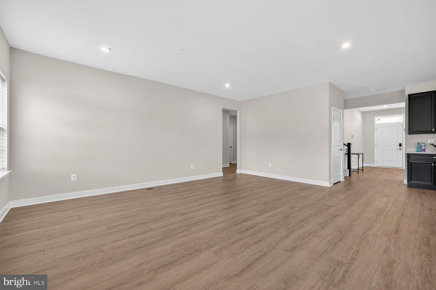 BRENTWOOD - Residential