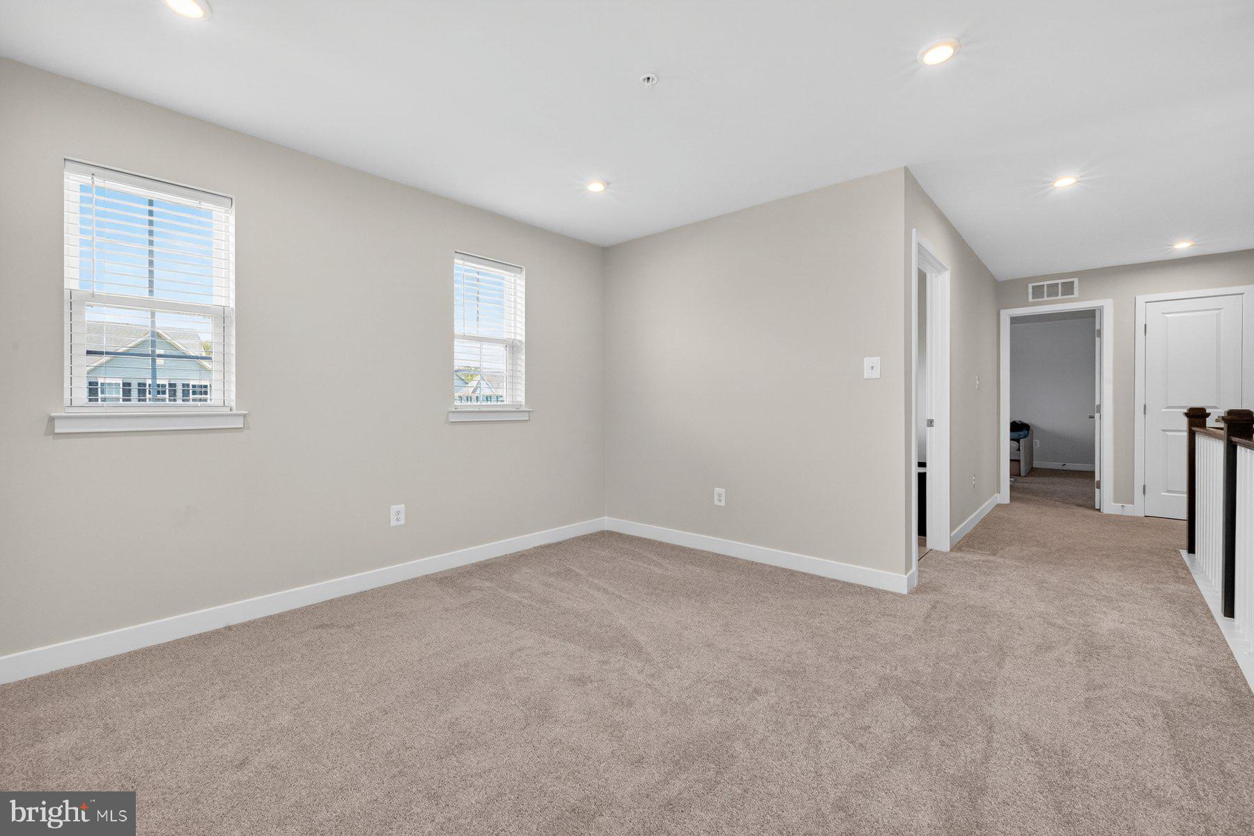 BRENTWOOD - Residential