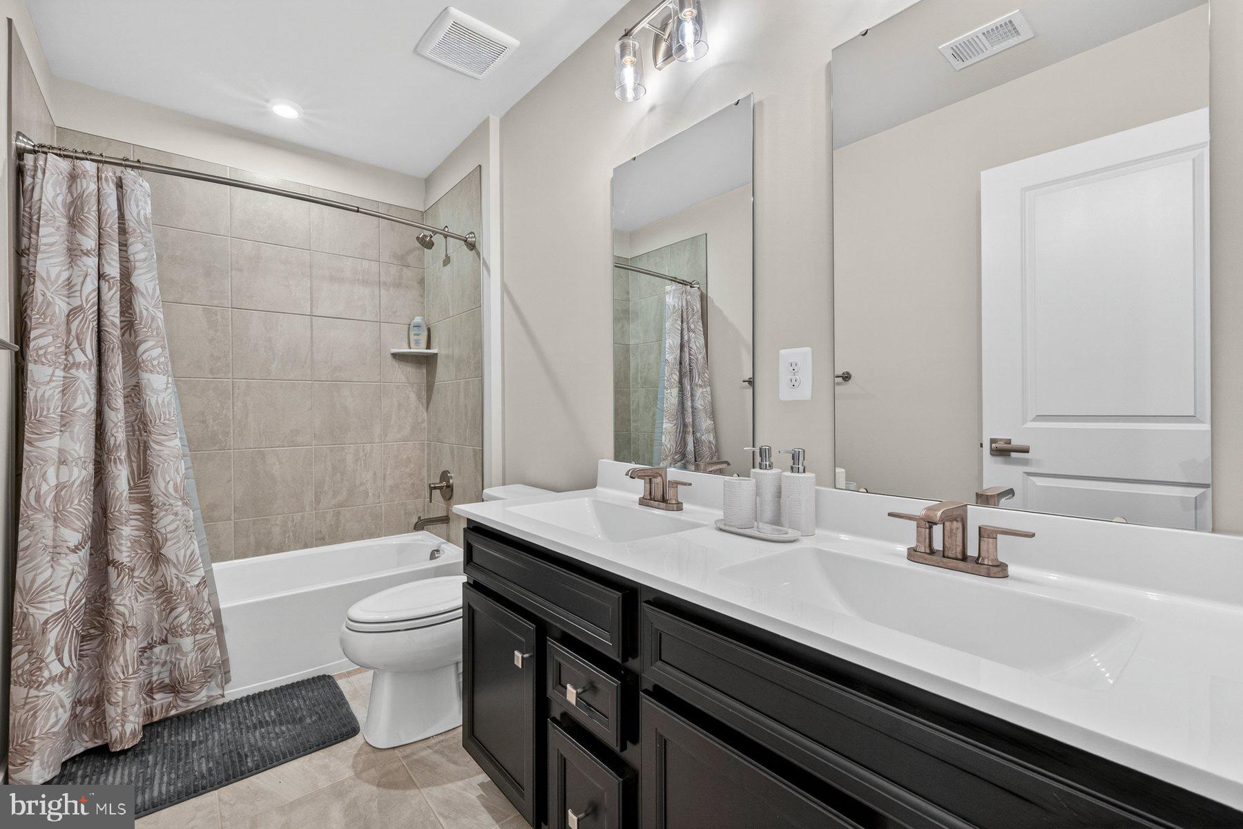 BRENTWOOD - Residential