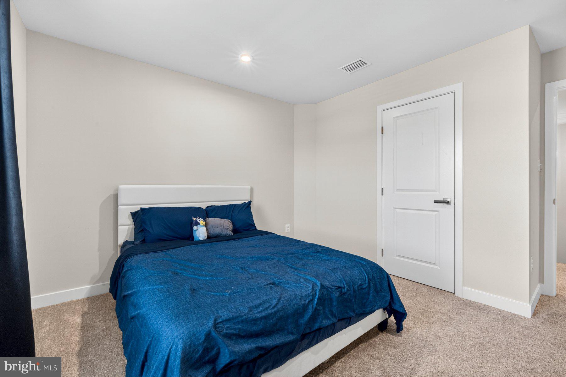 BRENTWOOD - Residential