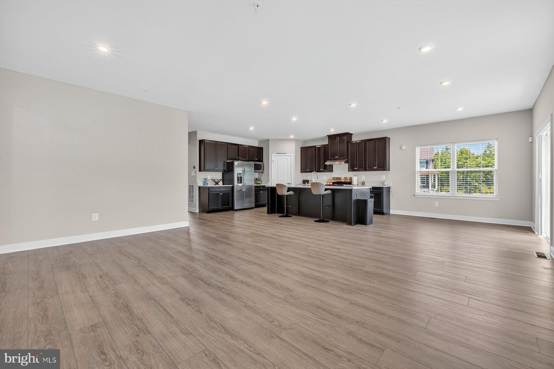 BRENTWOOD - Residential
