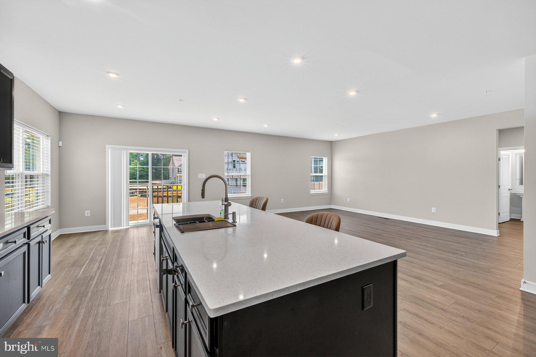 BRENTWOOD - Residential