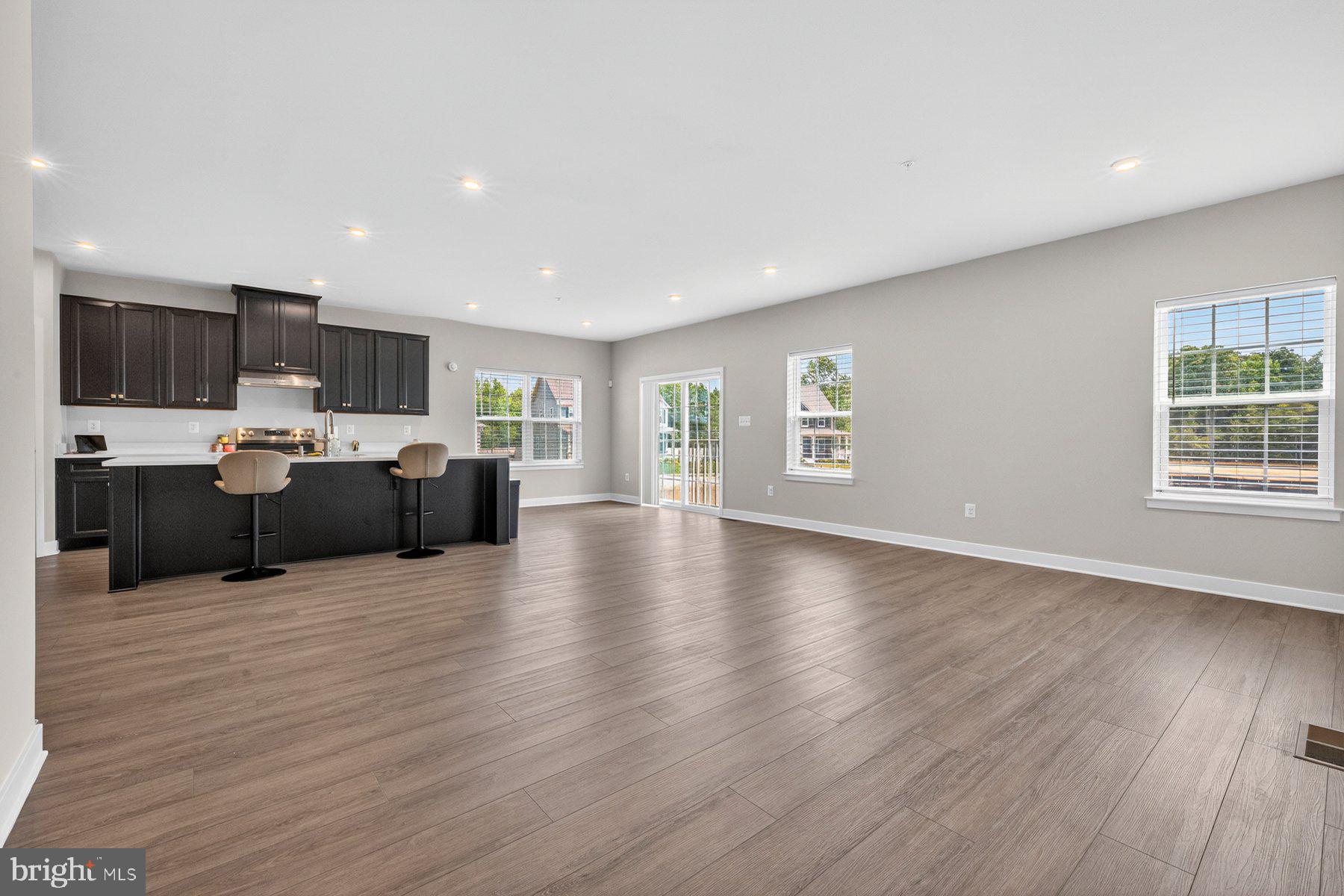 BRENTWOOD - Residential