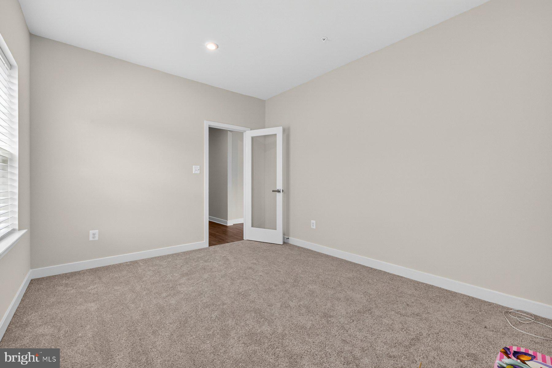 BRENTWOOD - Residential