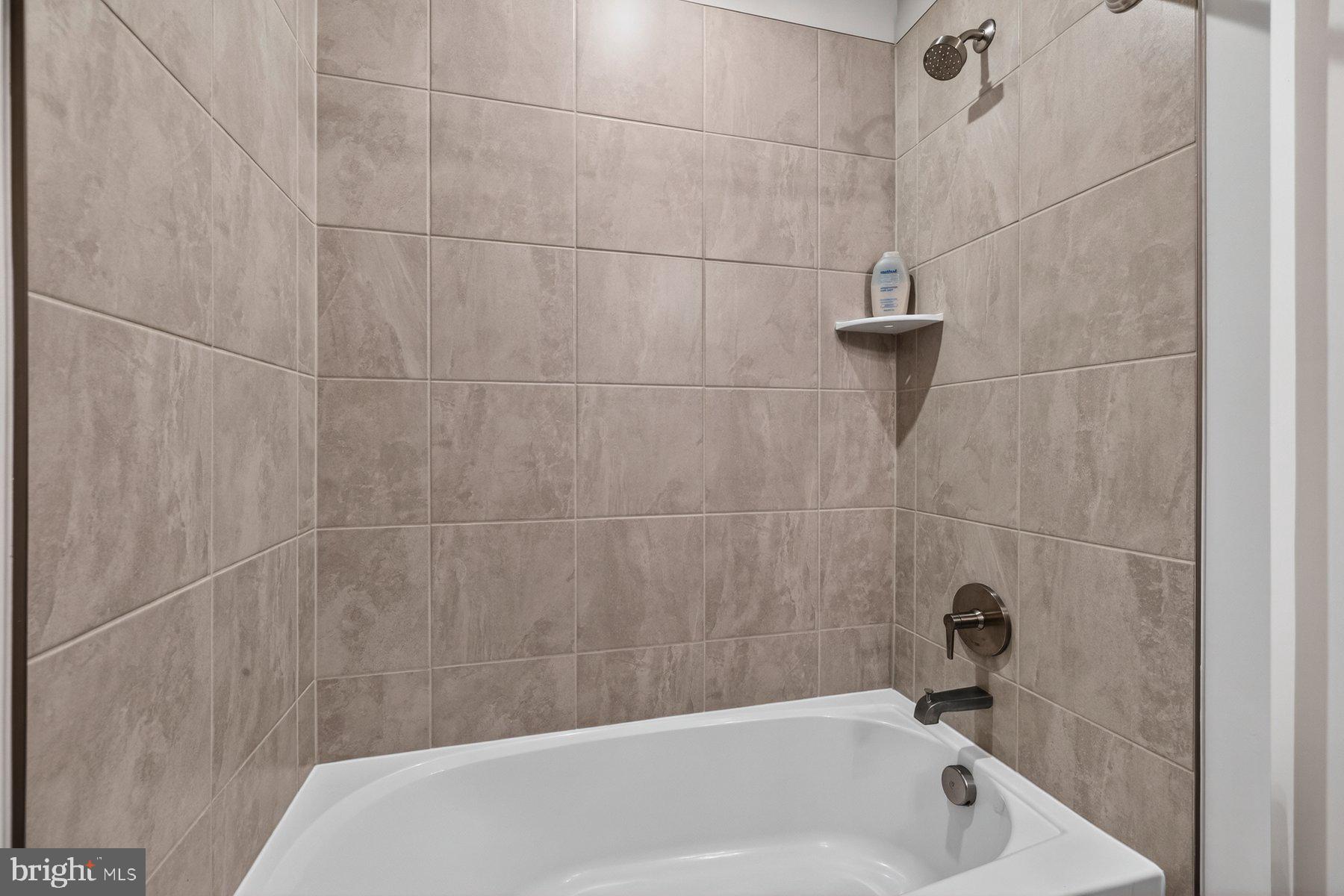 BRENTWOOD - Residential