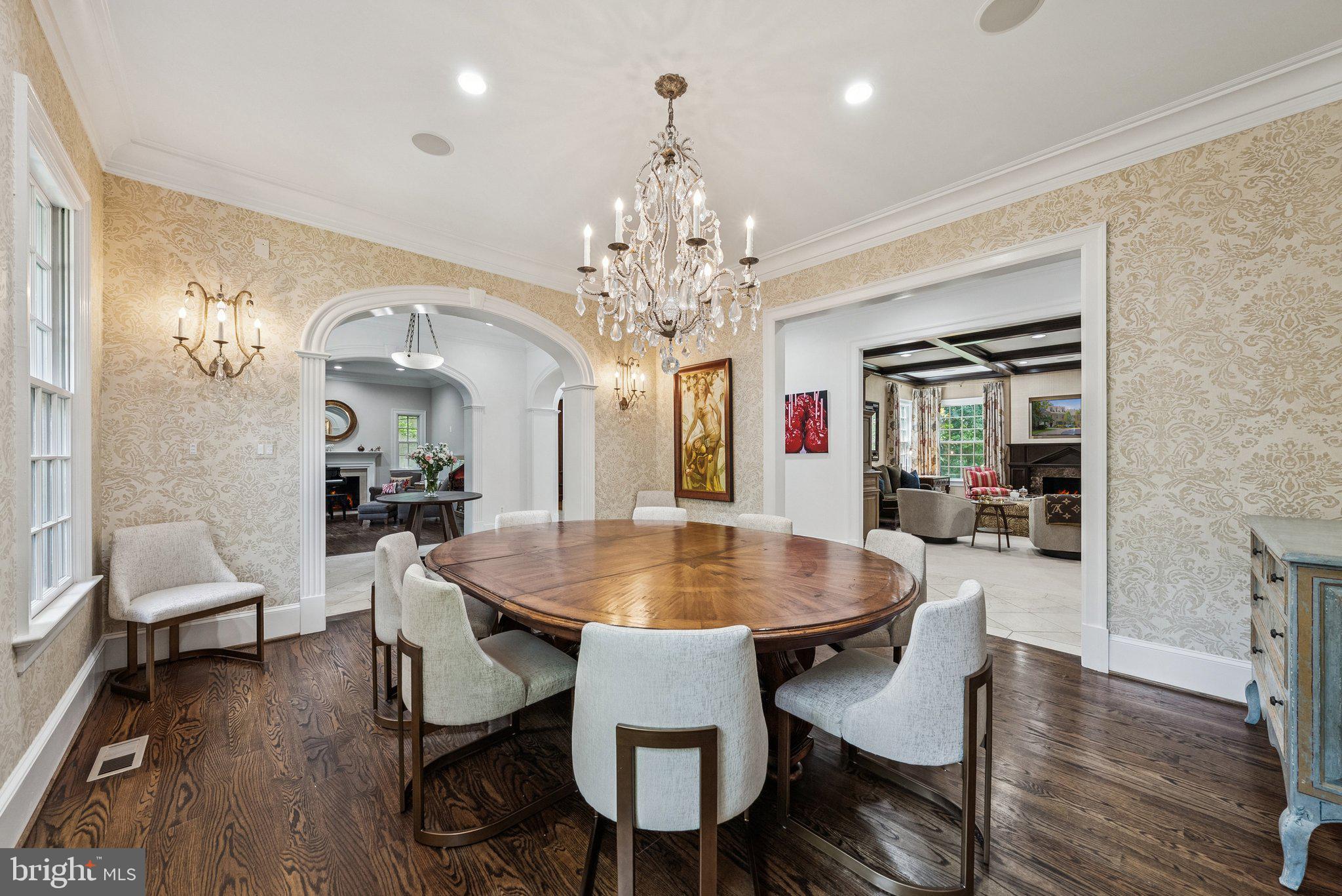 POTOMAC OUTSIDE - Residential