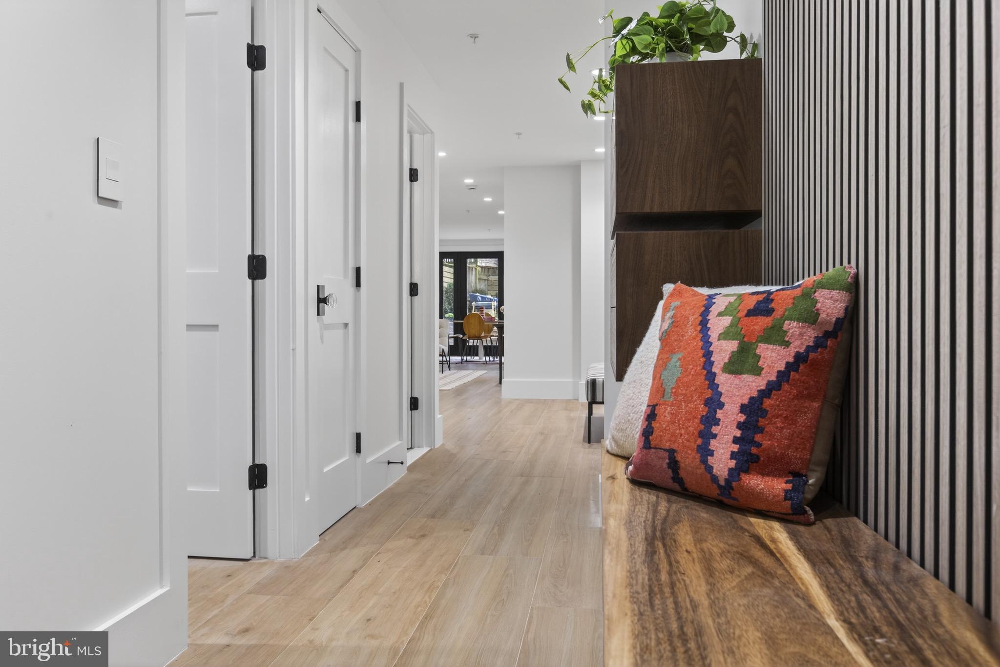 CAPITOL HILL - Residential
