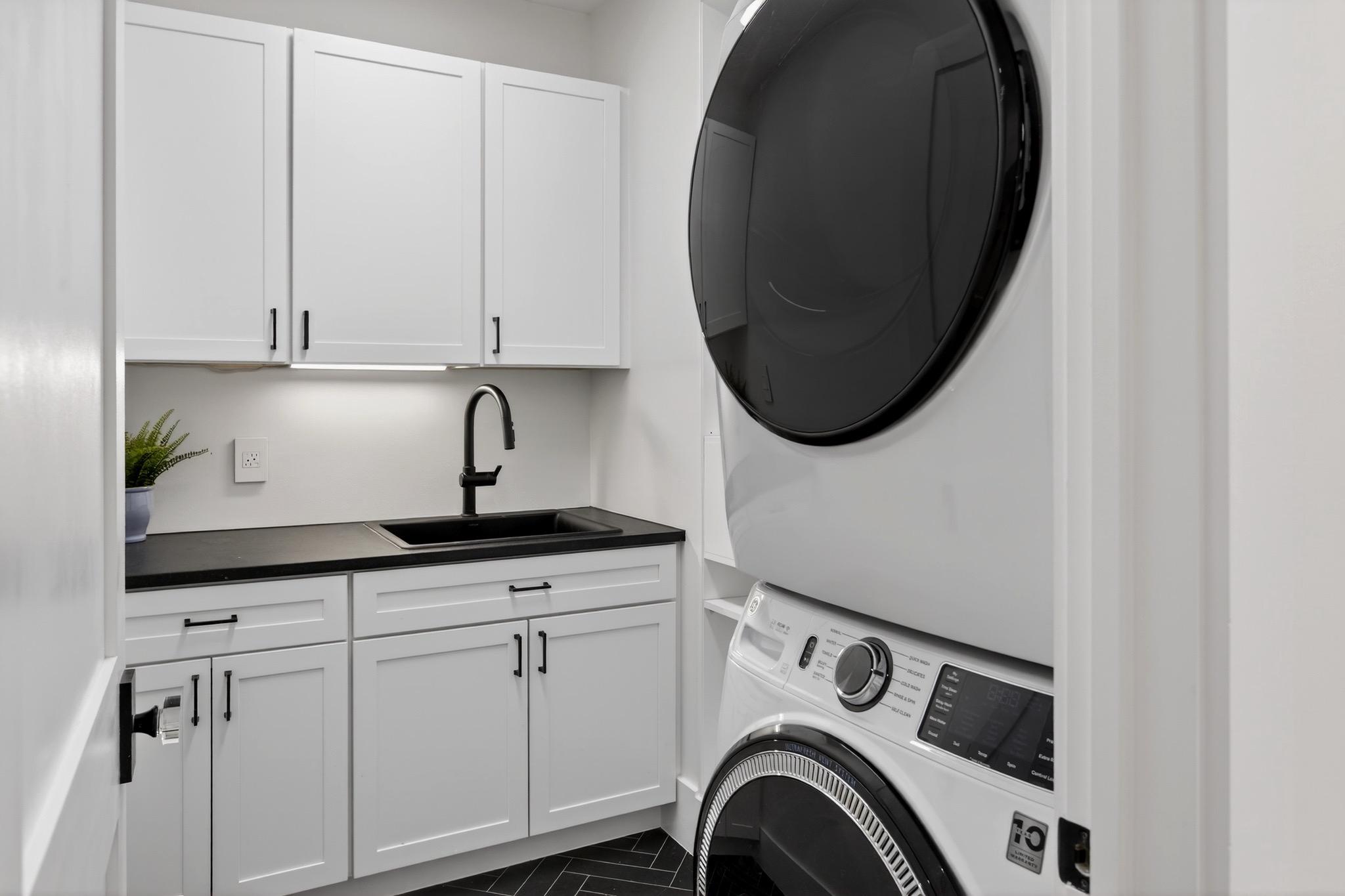 CAPITOL HILL - Residential