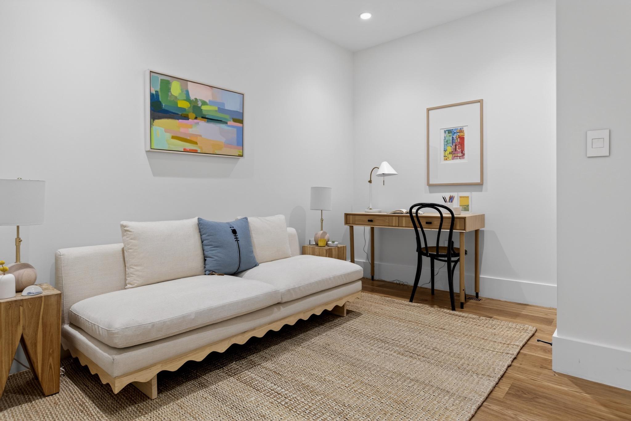 CAPITOL HILL - Residential