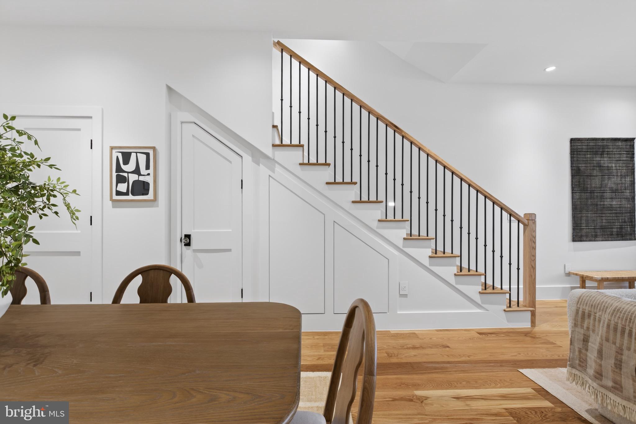 CAPITOL HILL - Residential