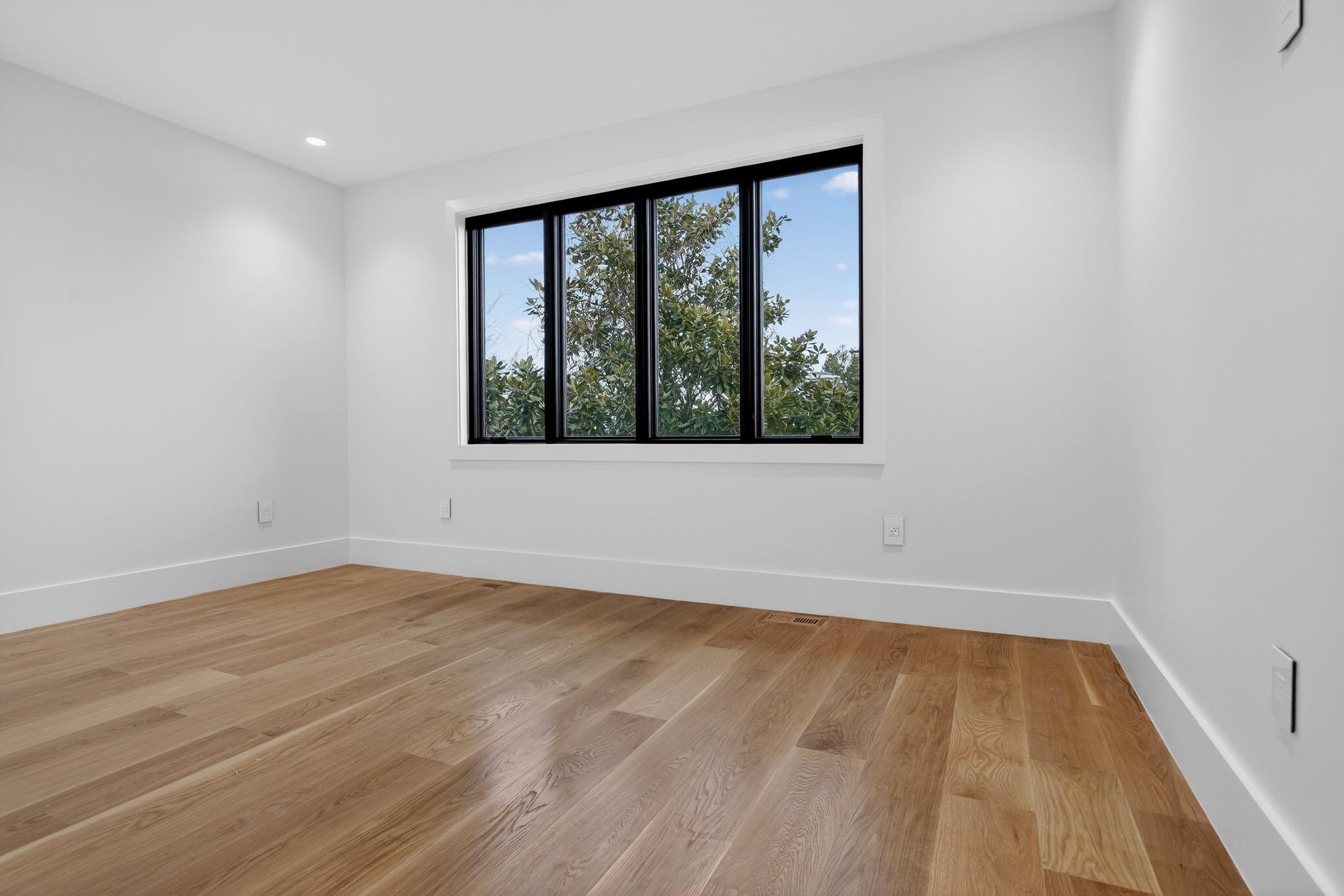 CAPITOL HILL - Residential