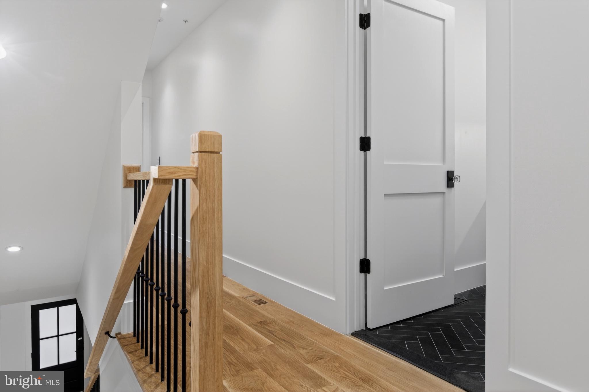 CAPITOL HILL - Residential