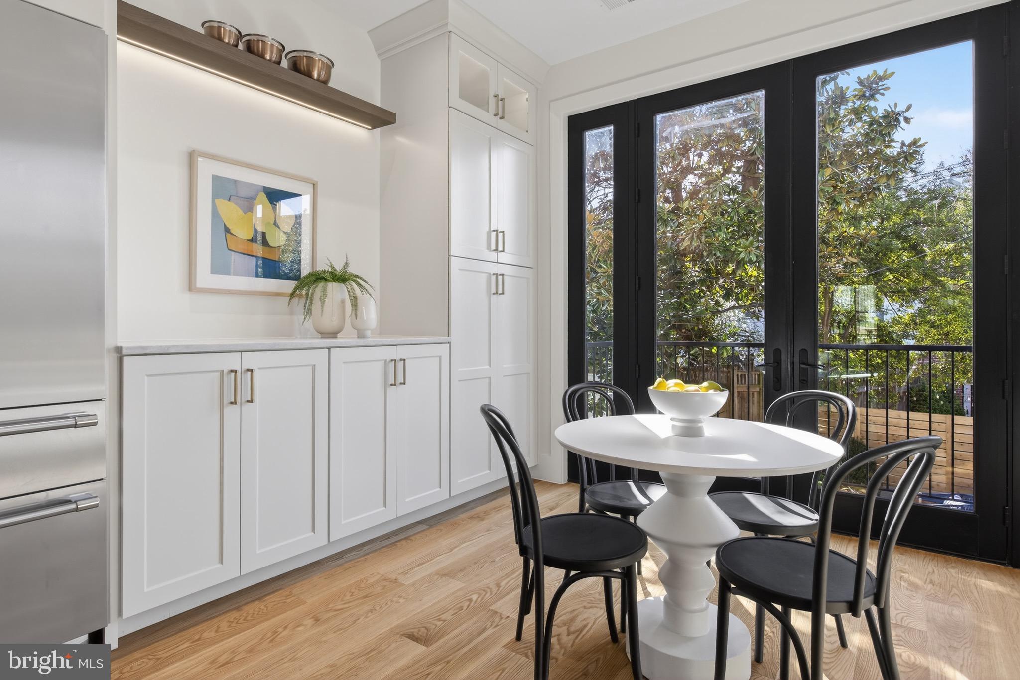 CAPITOL HILL - Residential