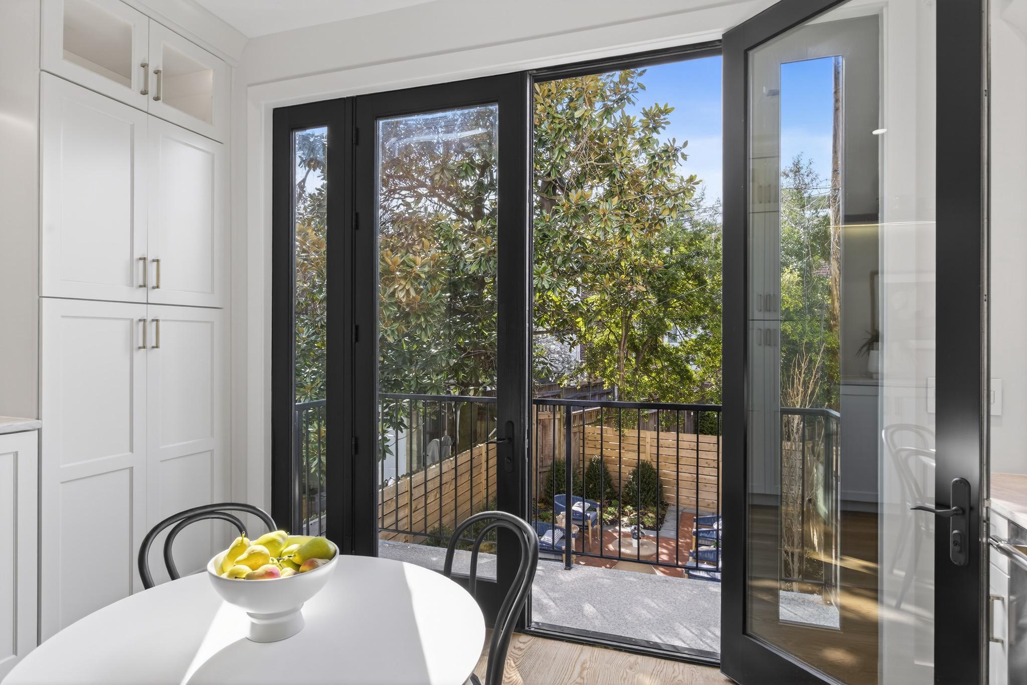 CAPITOL HILL - Residential