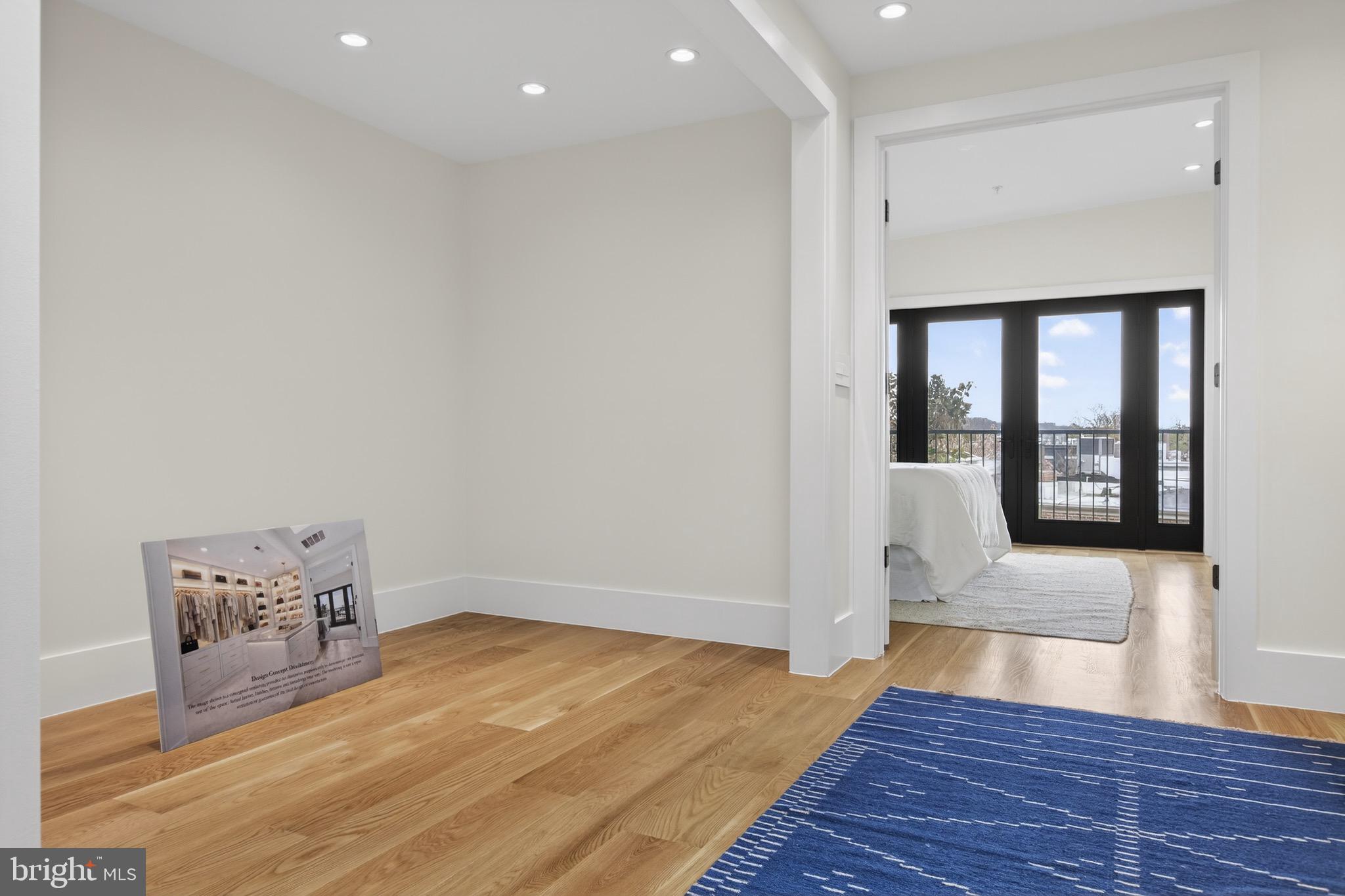CAPITOL HILL - Residential