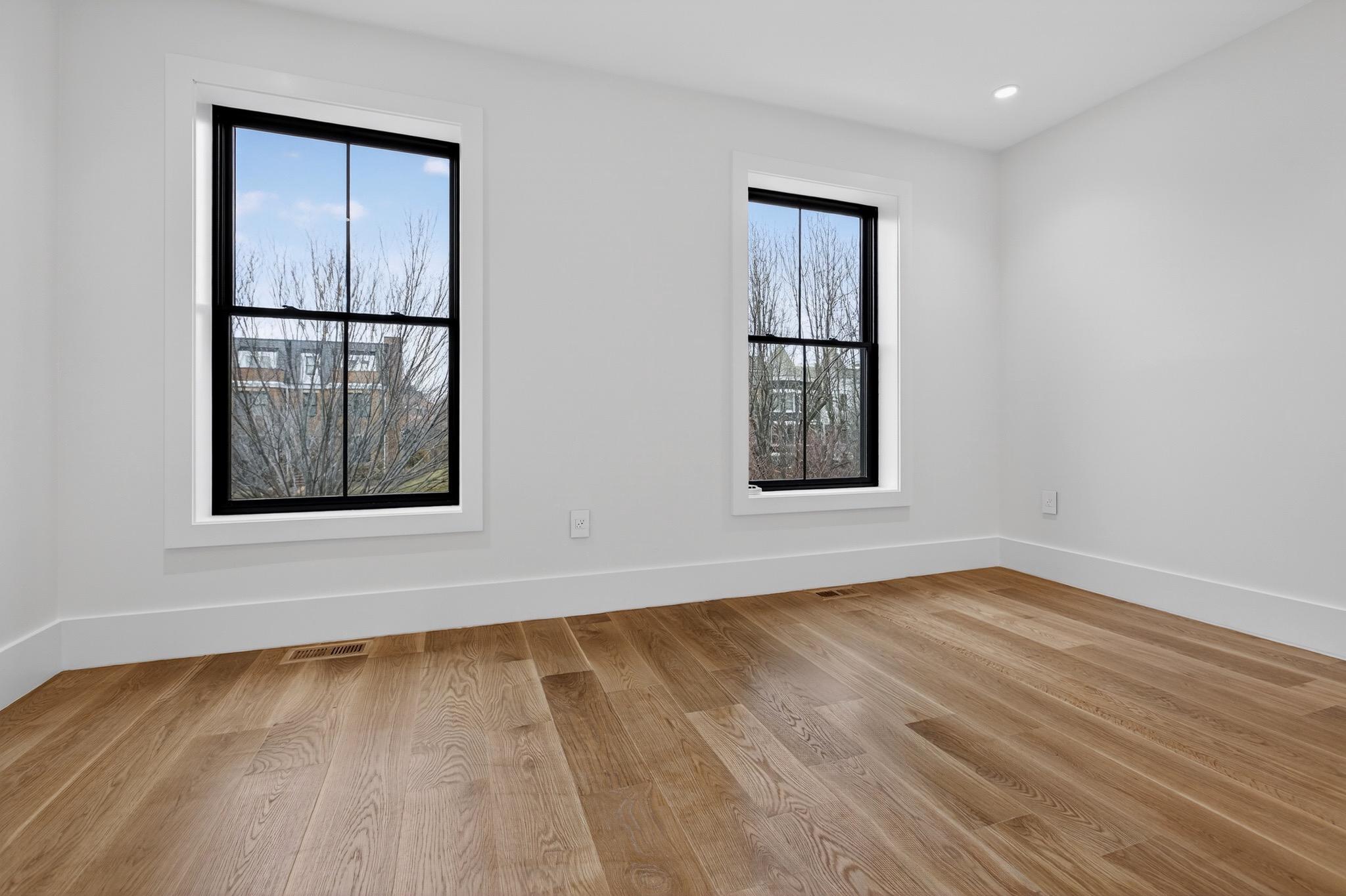 CAPITOL HILL - Residential