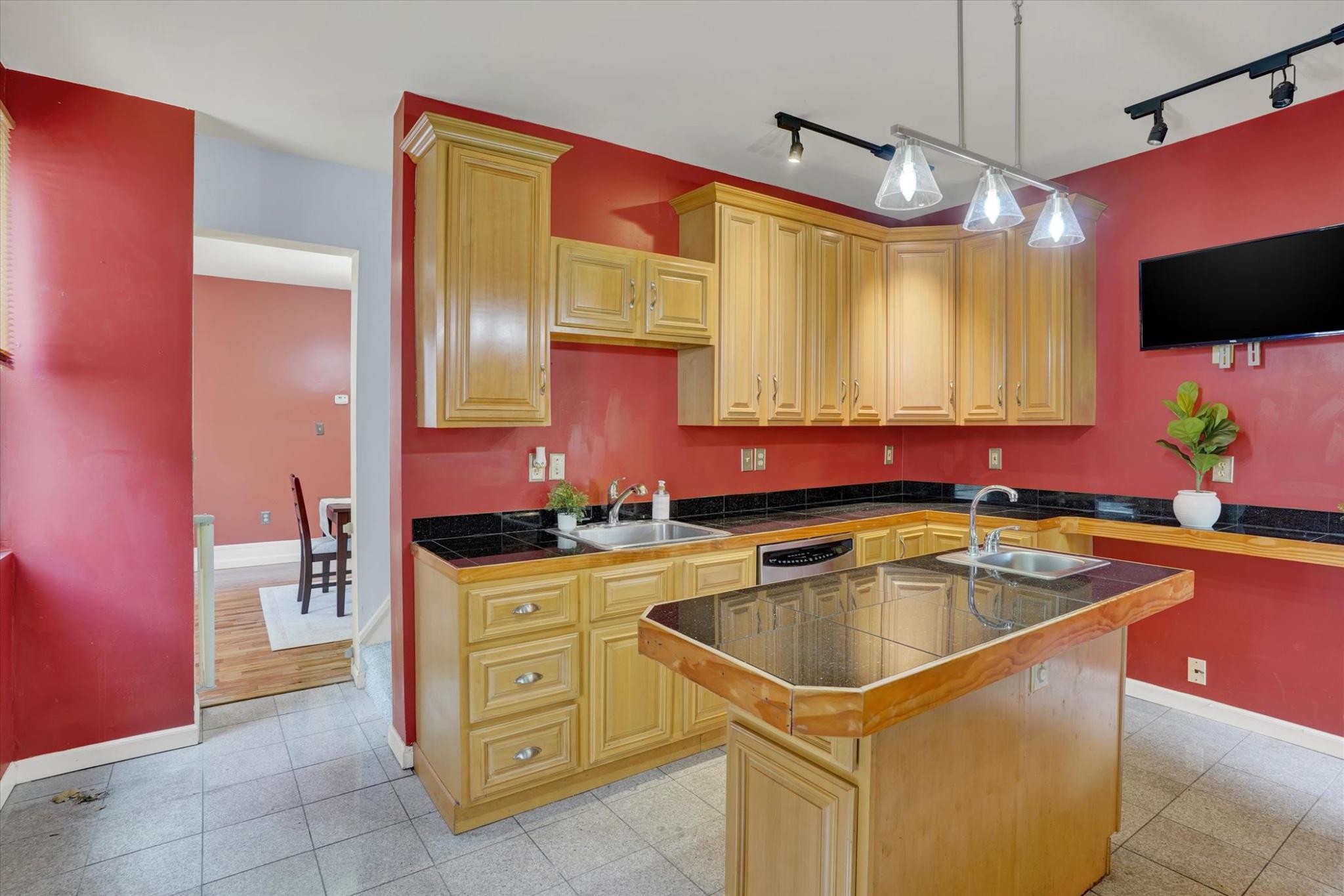 GERMANTOWN (WEST) - Residential