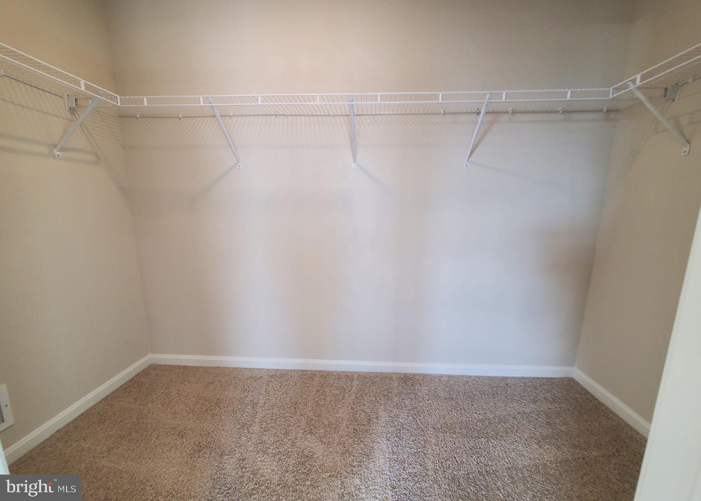 TUSCARORA CREEK - Residential Lease
