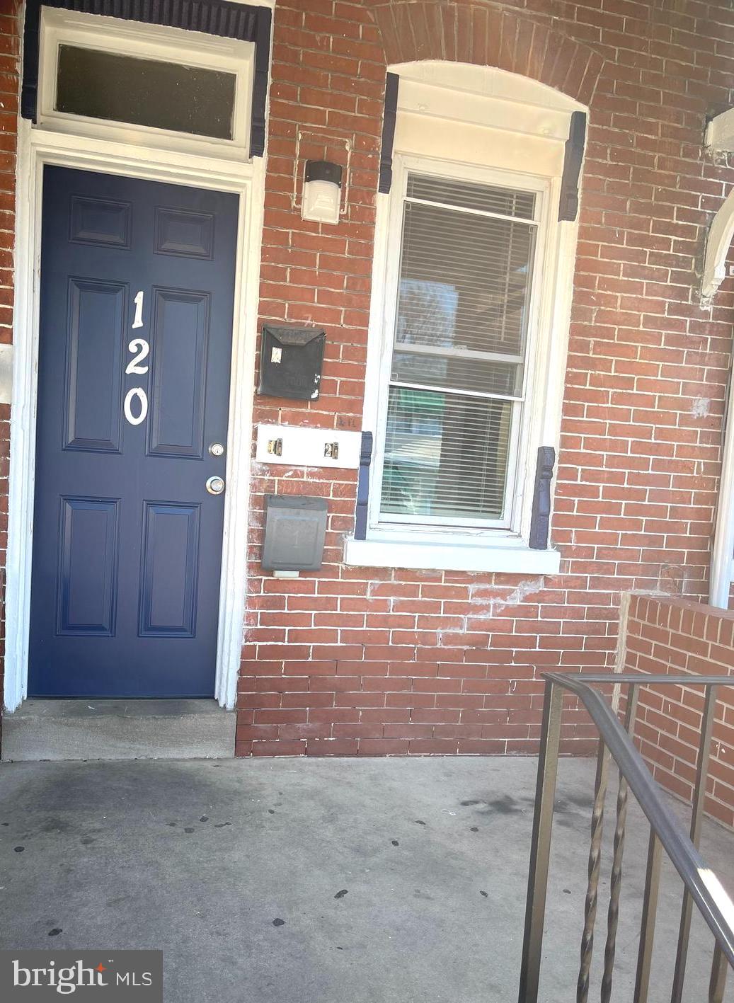 Applicants must have a 625 or better credit score, a good landlord reference or acceptable mortgage history and gross three times the rent. No Smoking, No Pets. 

Close to everything. Great Restaurants are so close.  Take a look at this 1 bedroom, one bath fresh unit. 



Approved applicant must carry renters' insurance. $50 Nonrefundable application fee.