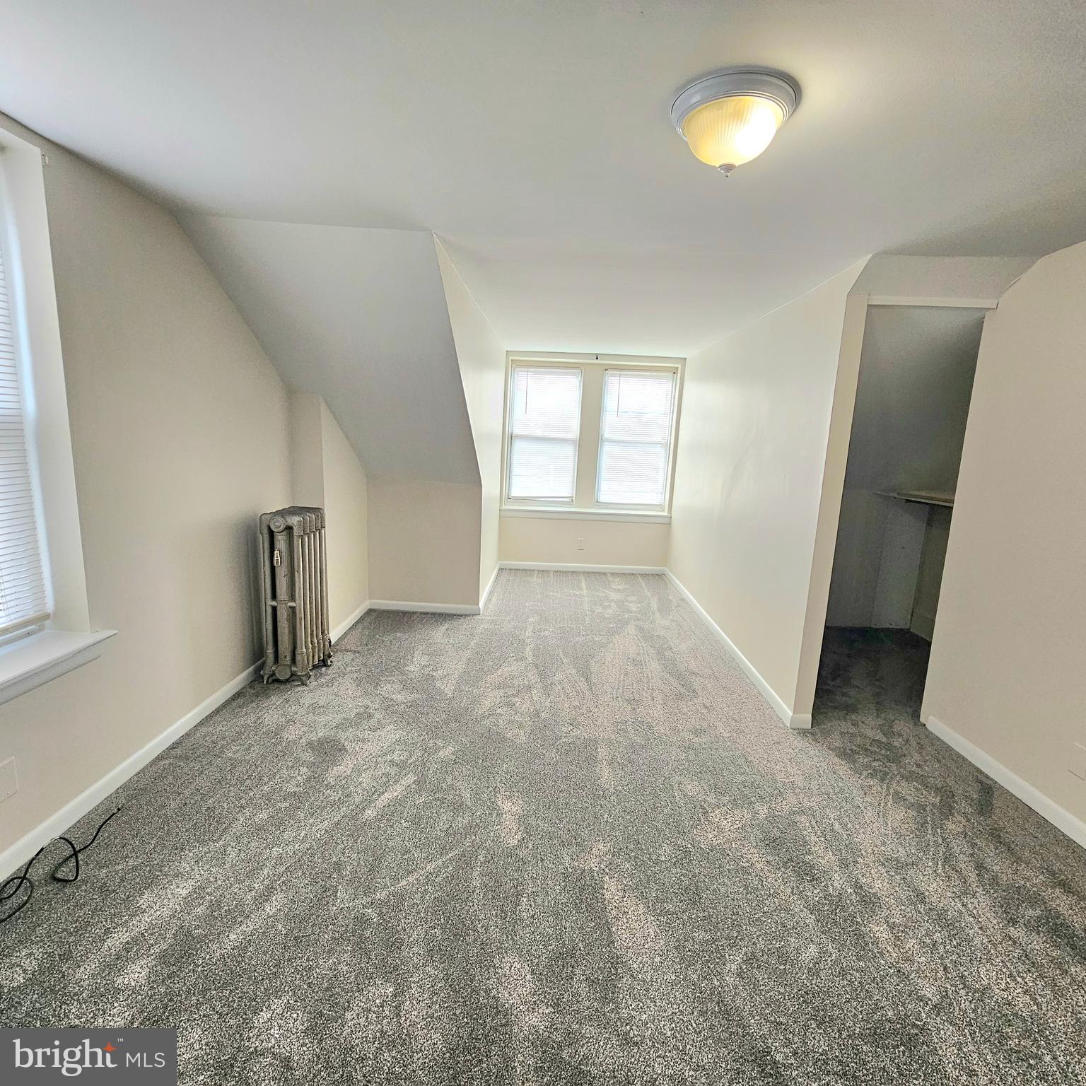KING OF PRUSSIA - Residential