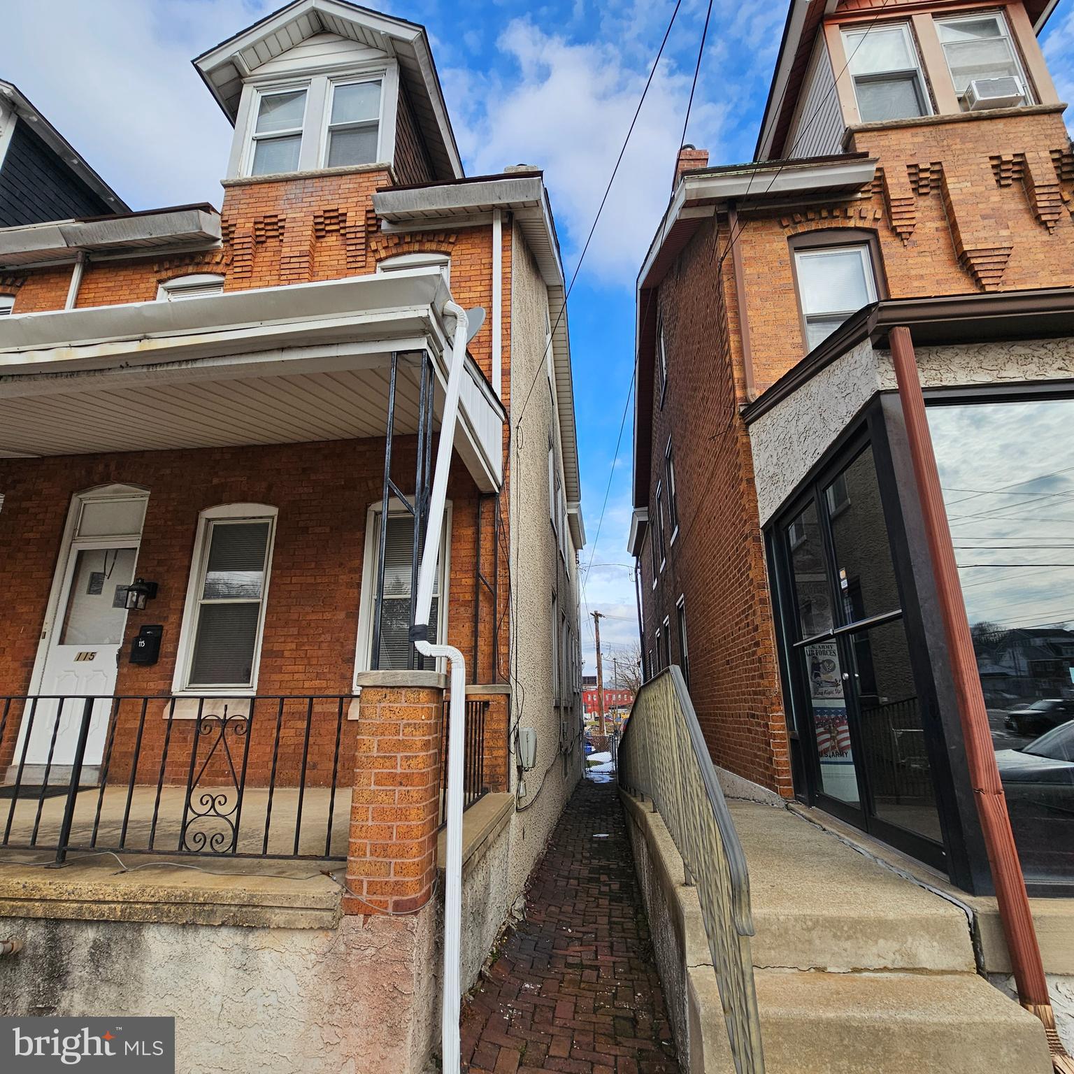 KING OF PRUSSIA - Residential