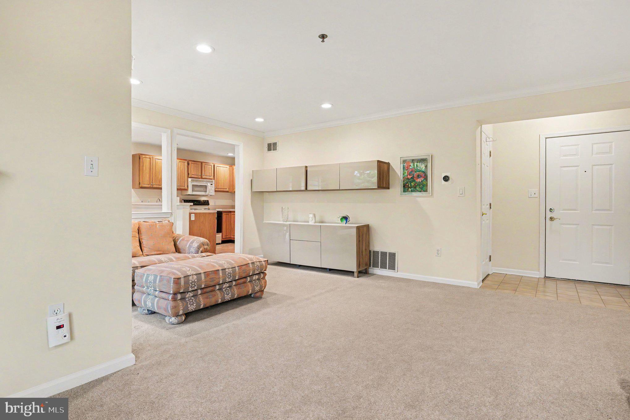 YARDLEY POINT - Residential
