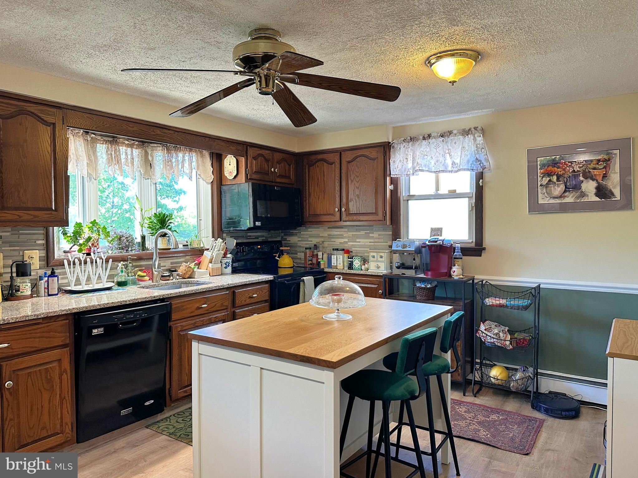 CURRAN TERRACE - Residential
