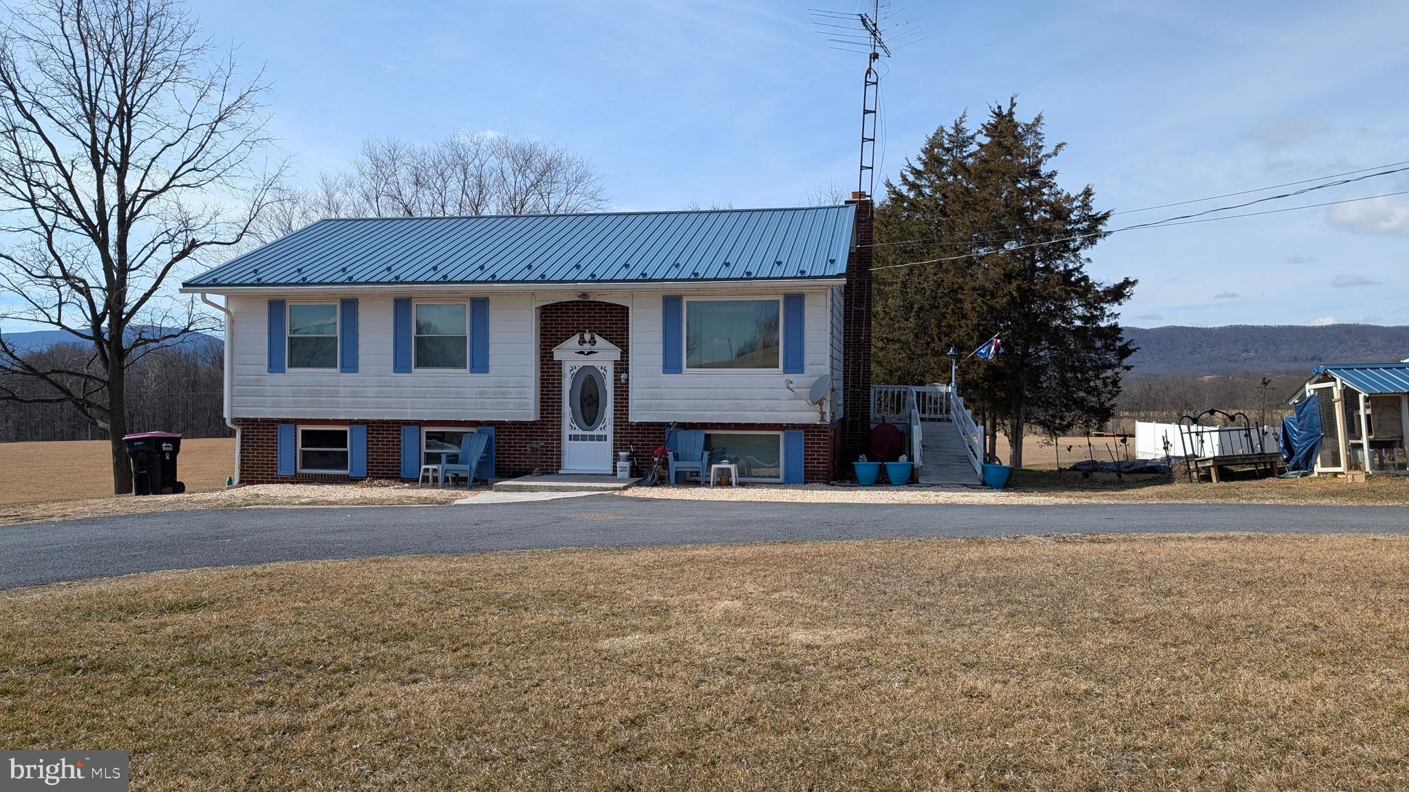 2.24 ACRES!!  
LOOKING FOR THAT COUNTRY SETTING?
HERE YOU GO!  Just minutes from I-81 and shopping. You have Your
3 bedroom, 2 bath bilevel style home with central air, wood stove, enclosed porch off the back with amazing views on 2.24 acres. This one could be yours!  Call for details and your private tour!