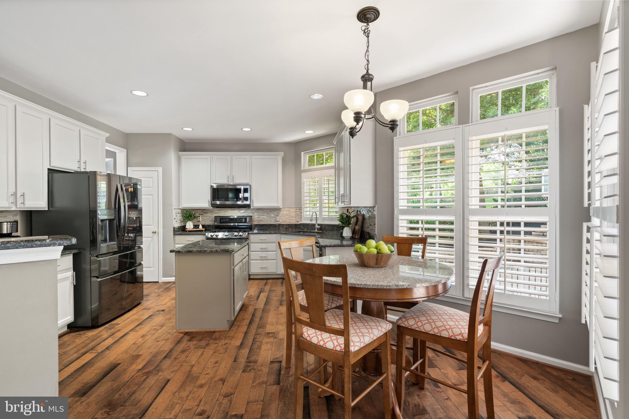 BROADLANDS - Residential