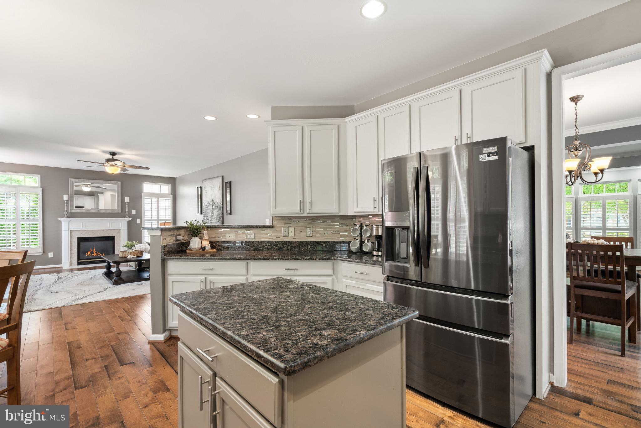 BROADLANDS - Residential