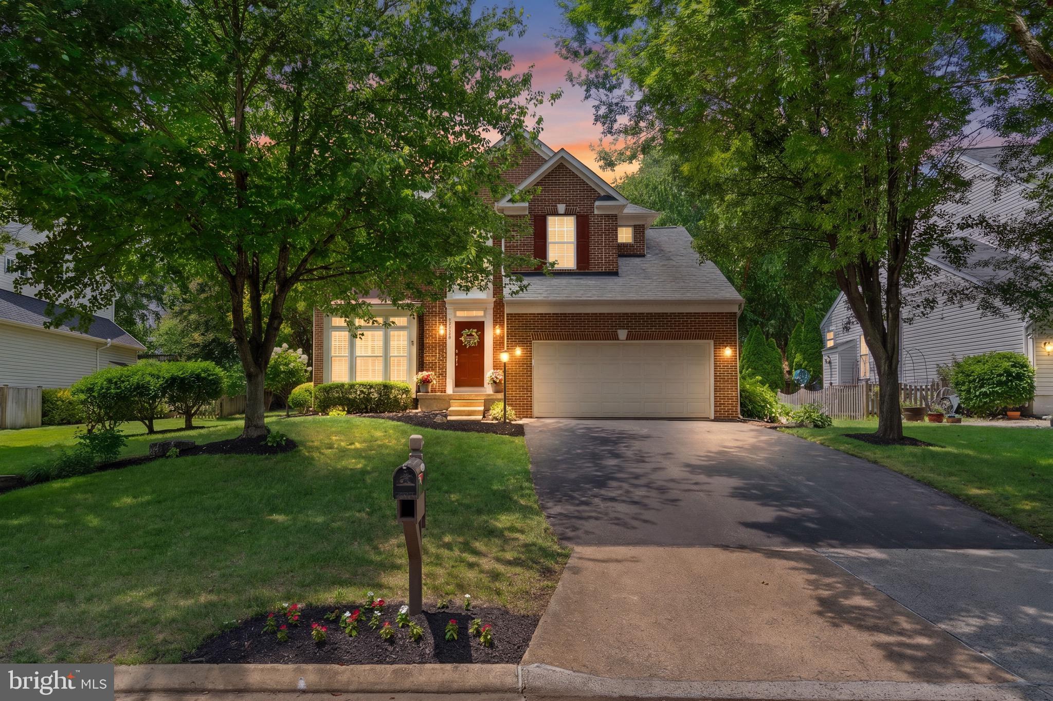 BROADLANDS - Residential