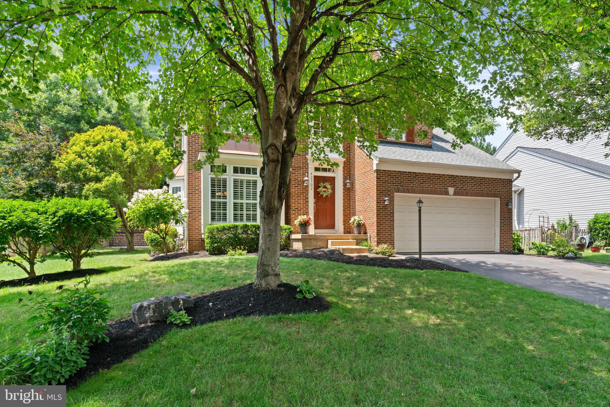 BROADLANDS - Residential