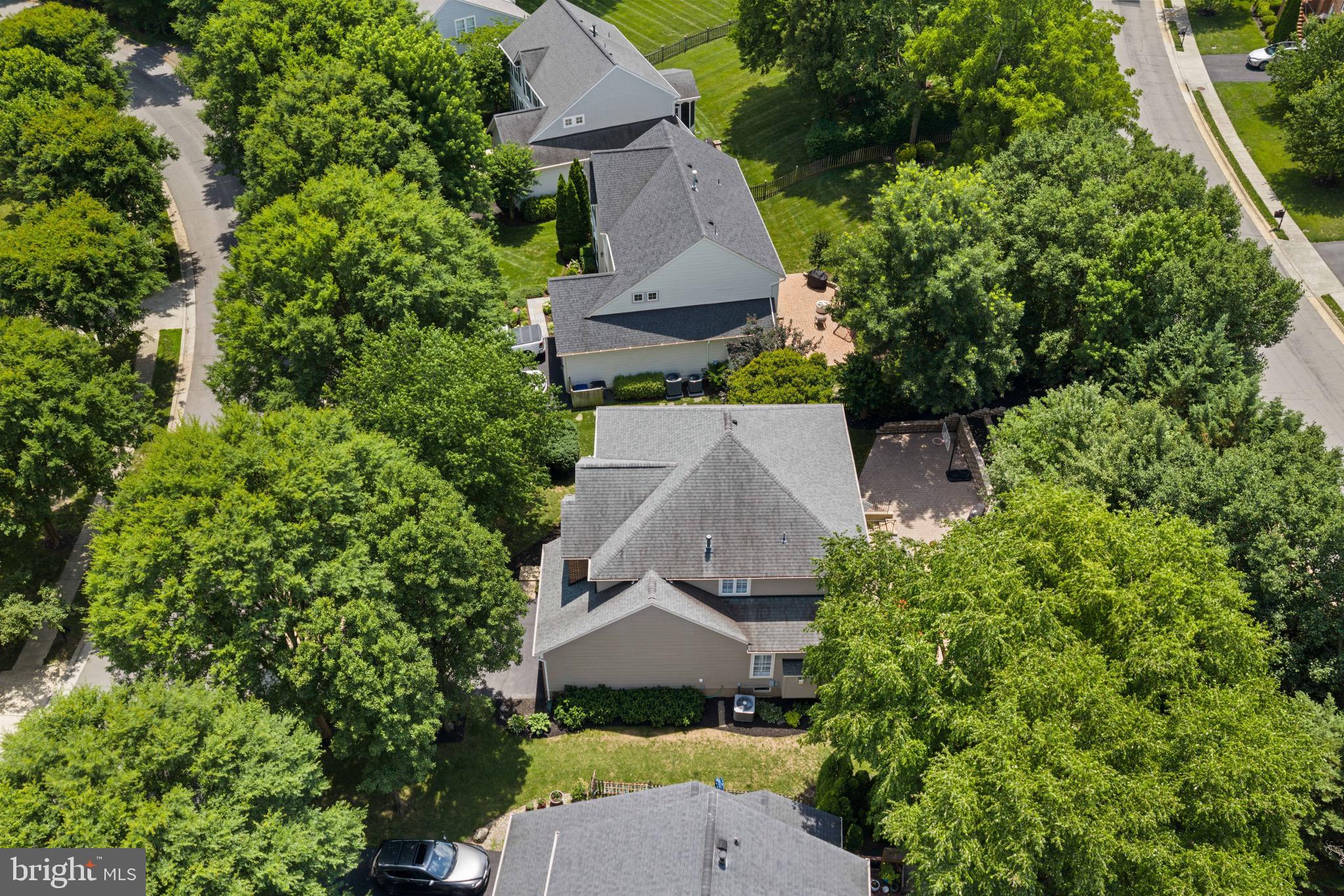 BROADLANDS - Residential