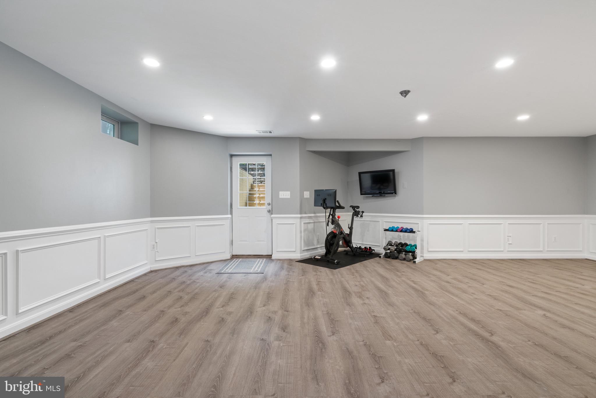 BROADLANDS - Residential