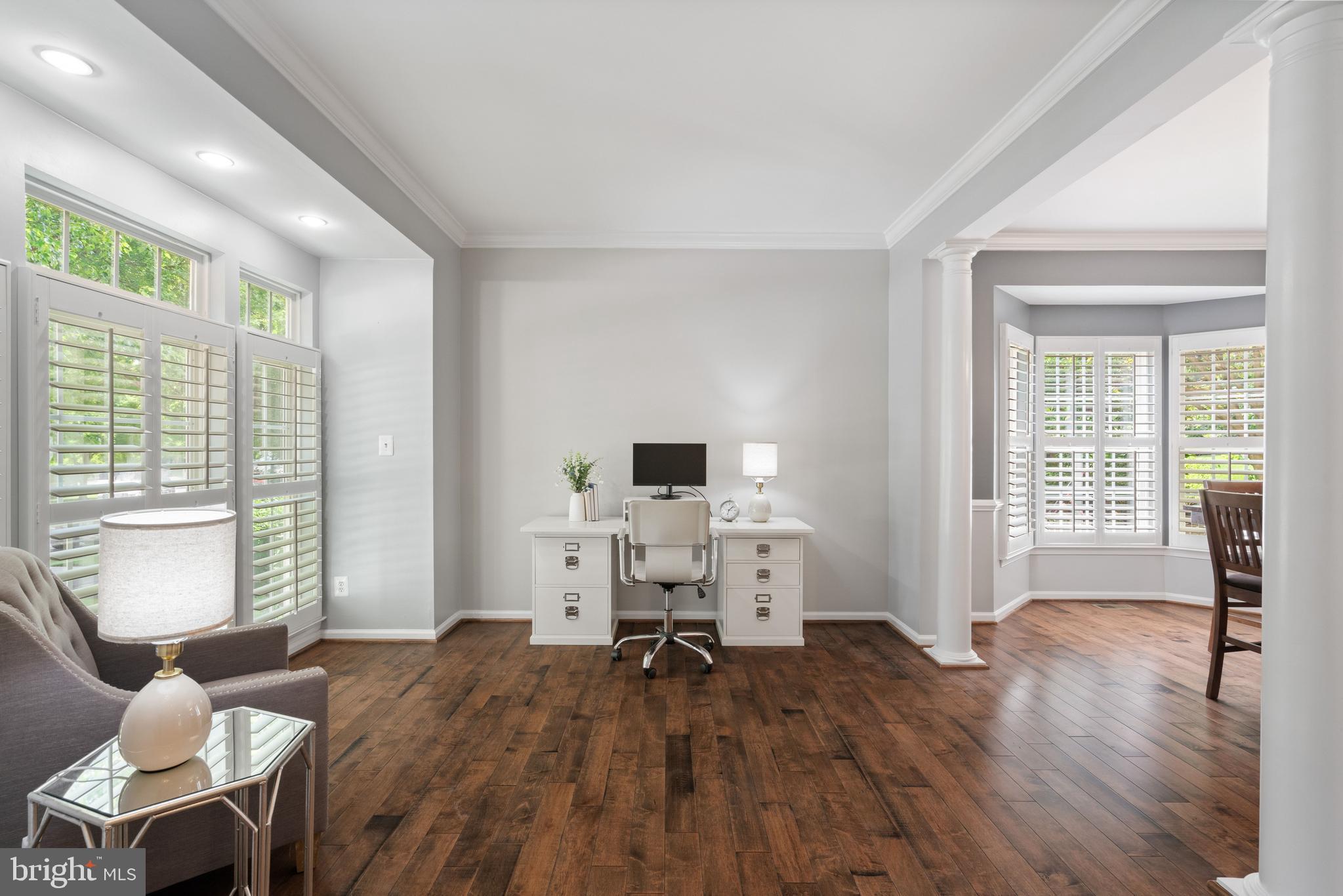 BROADLANDS - Residential