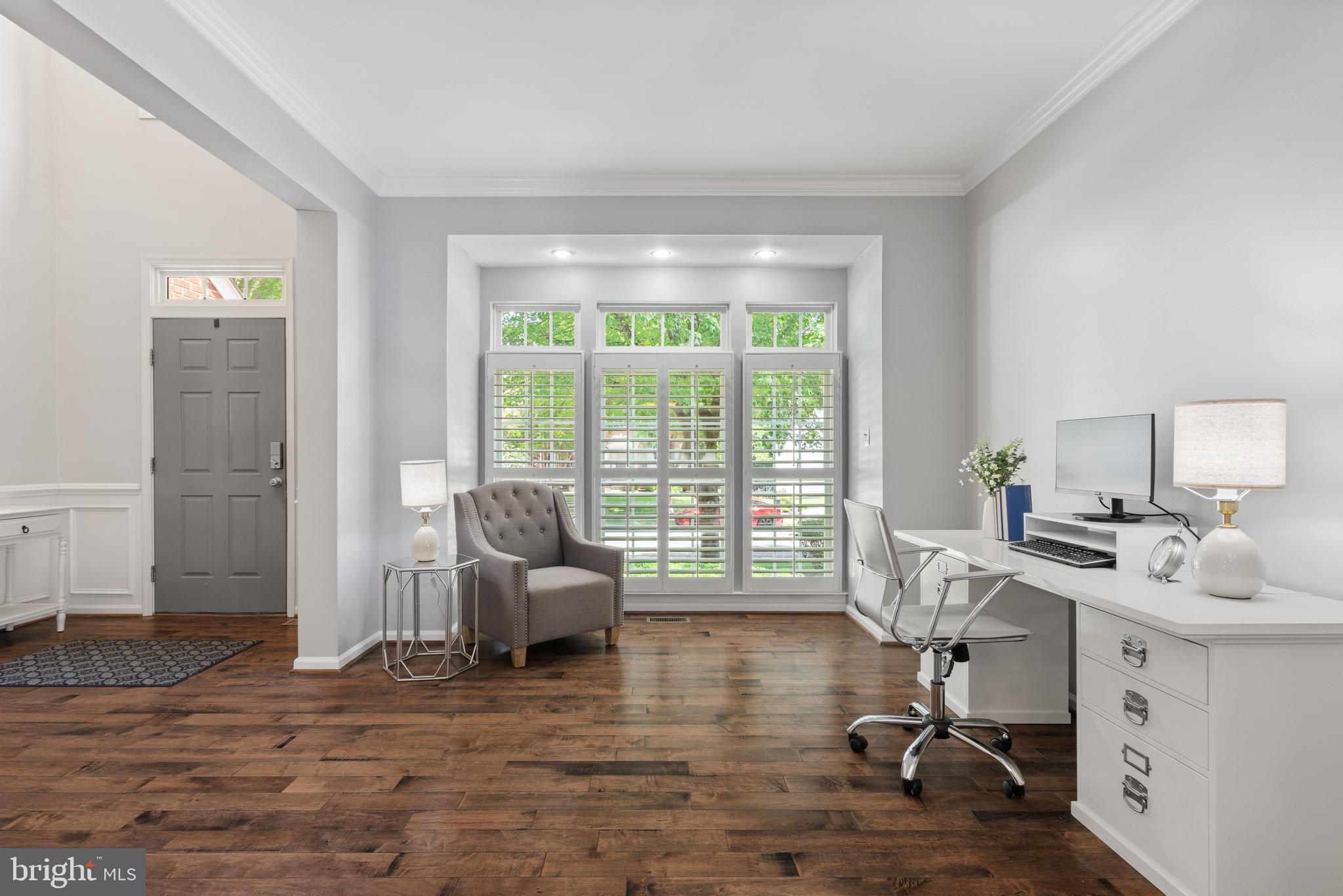 BROADLANDS - Residential