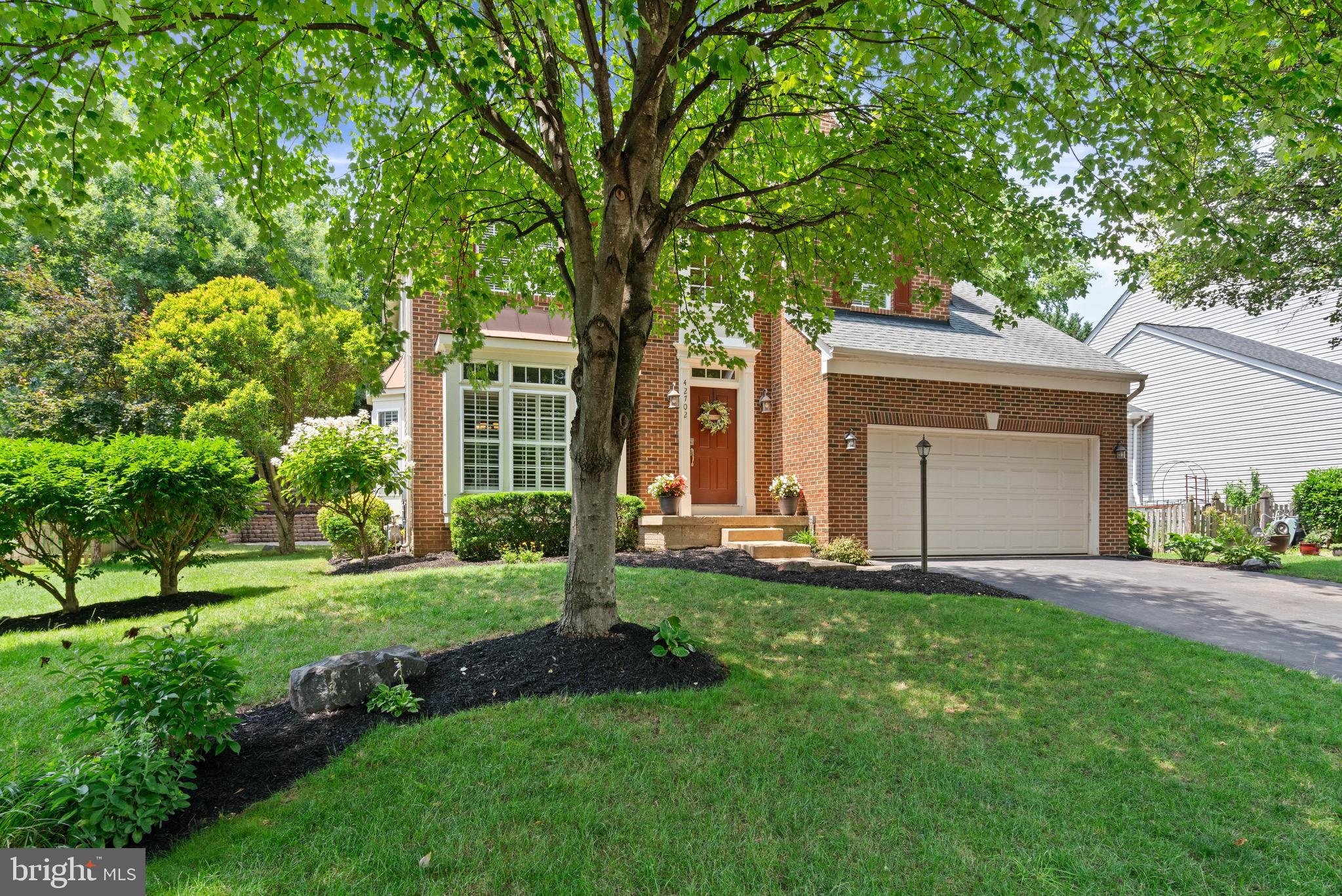 BROADLANDS - Residential