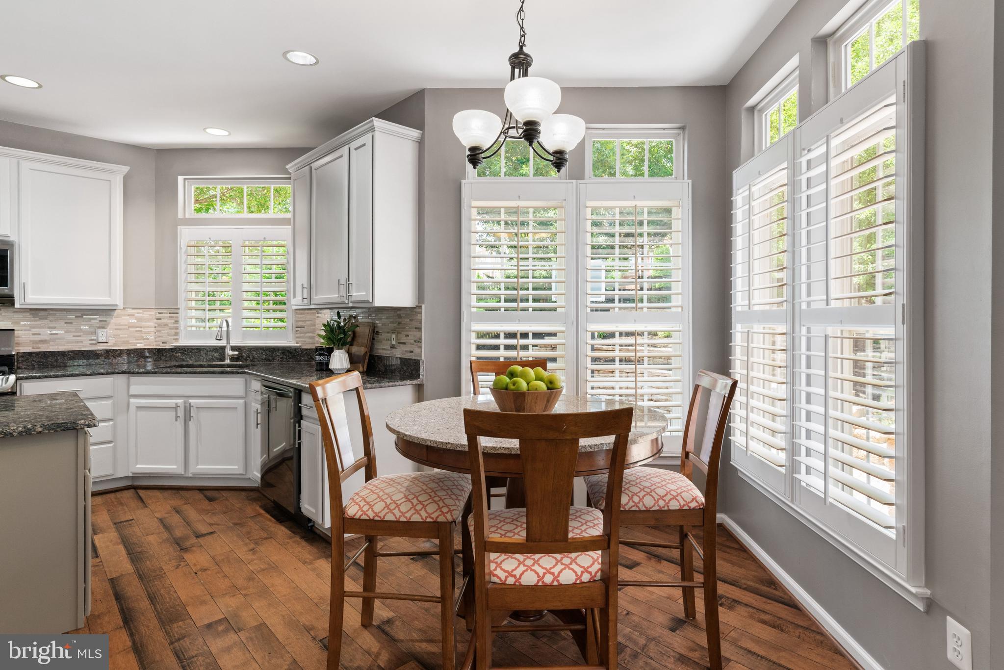 BROADLANDS - Residential