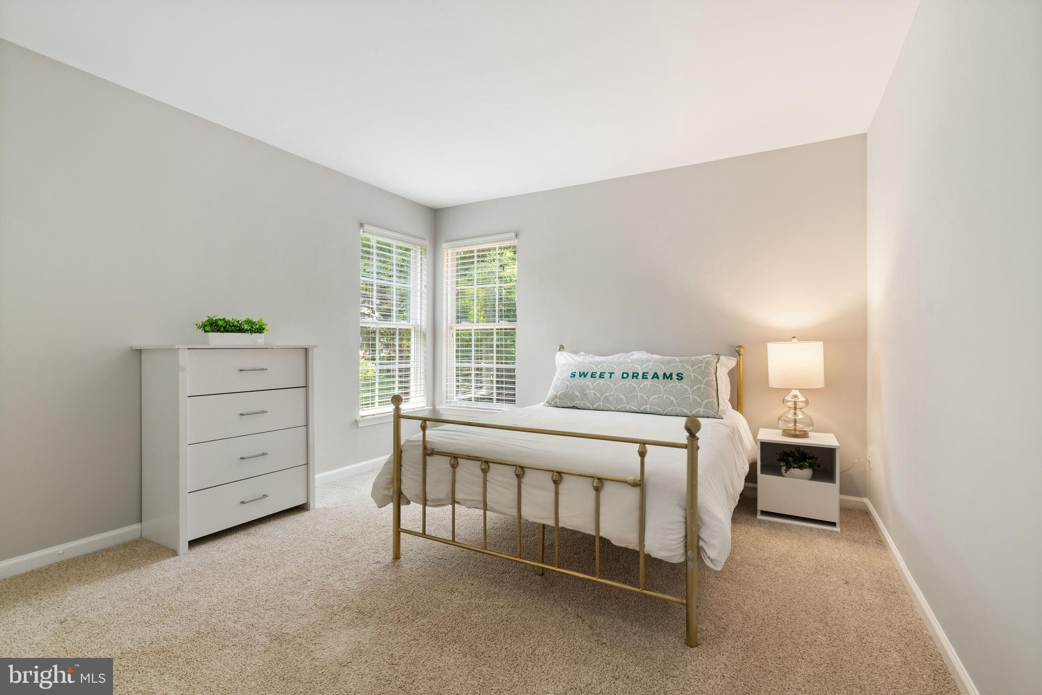 BROADLANDS - Residential