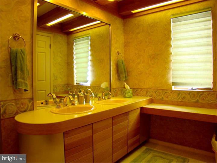 PINE GROVE - Residential