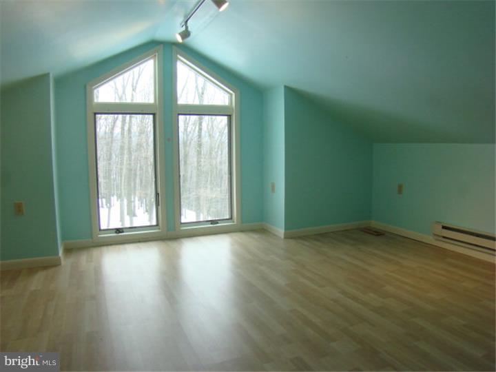 PINE GROVE - Residential