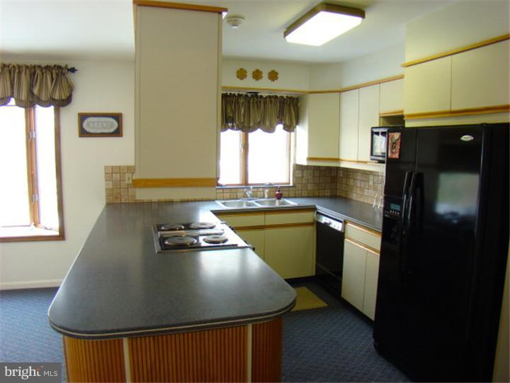 PINE GROVE - Residential