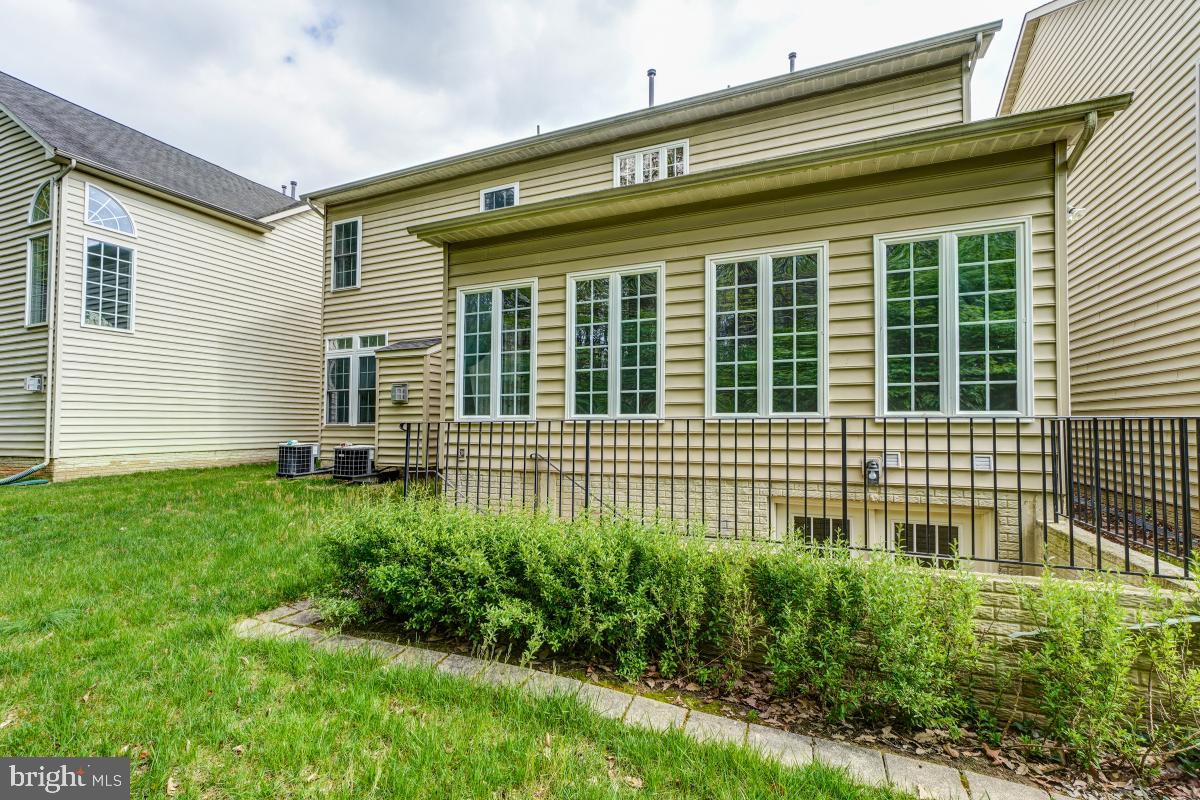 CLARKSBURG RIDGE - Residential