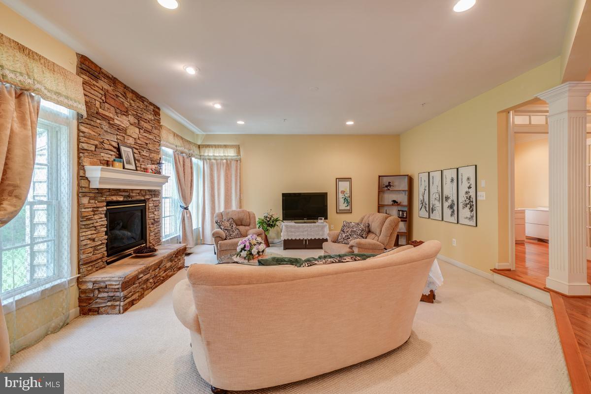 CLARKSBURG RIDGE - Residential