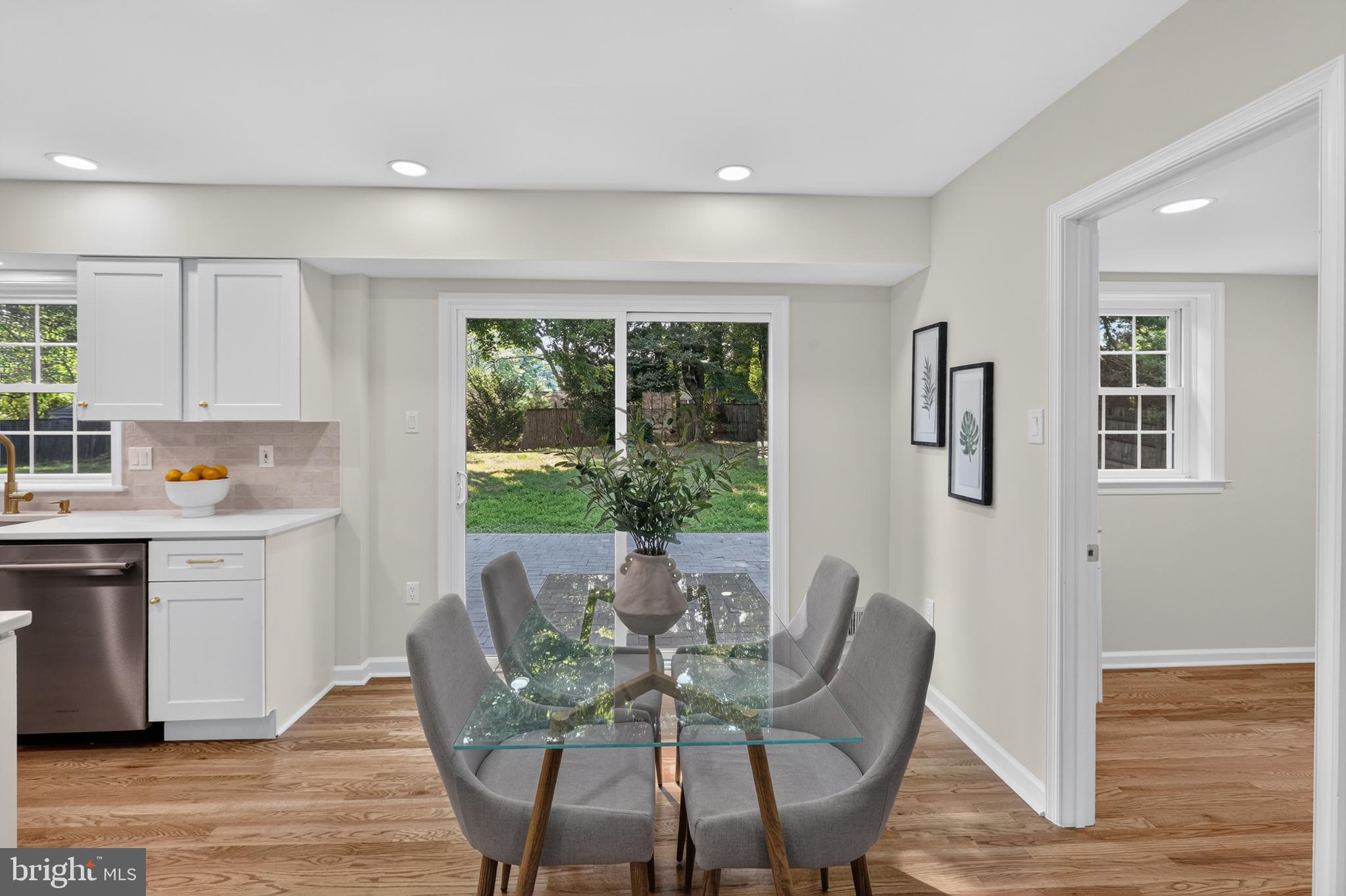 ASHLAWN - Residential